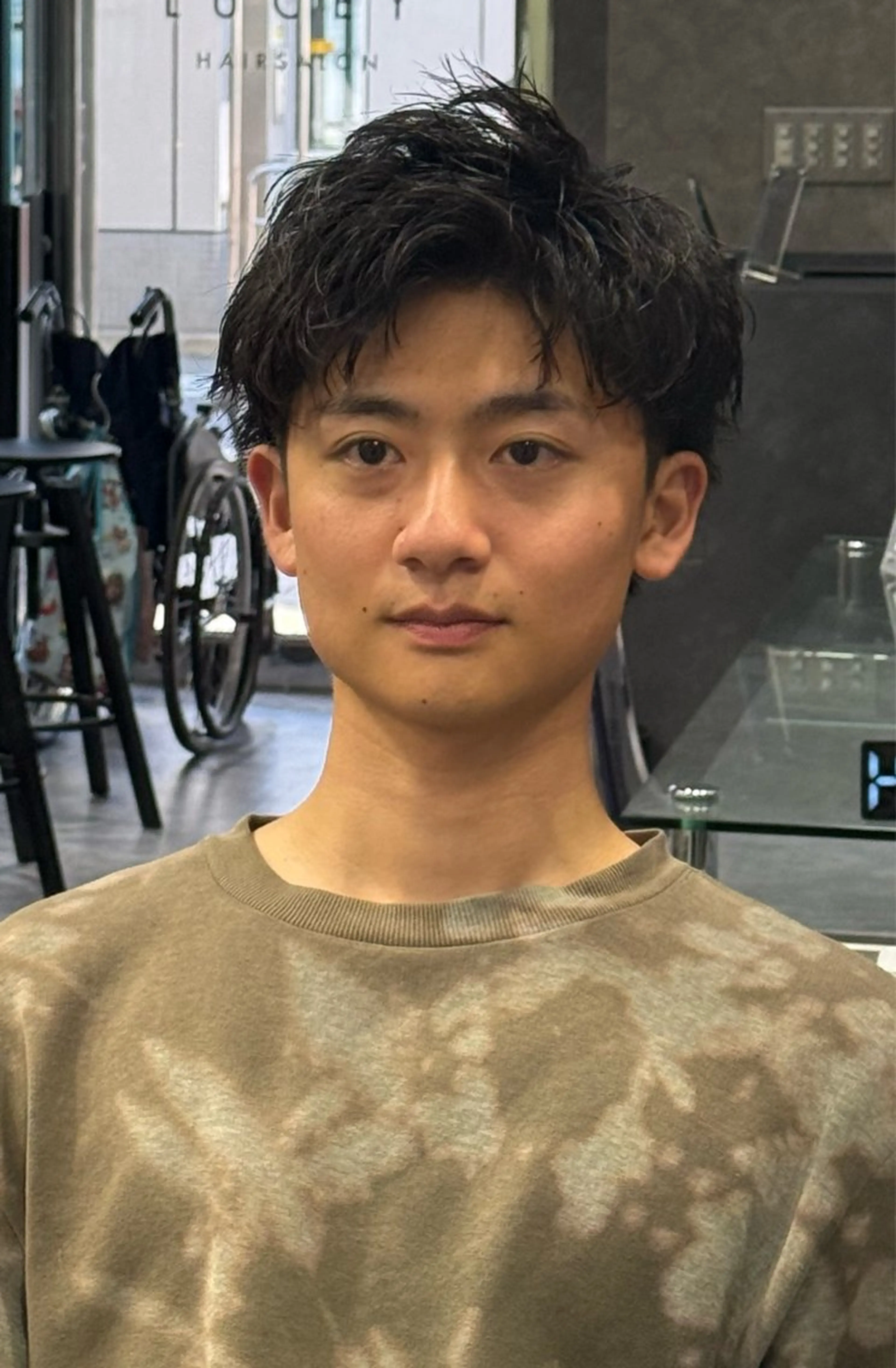 メンズ パーマ 本田 有里のヘアスタイル