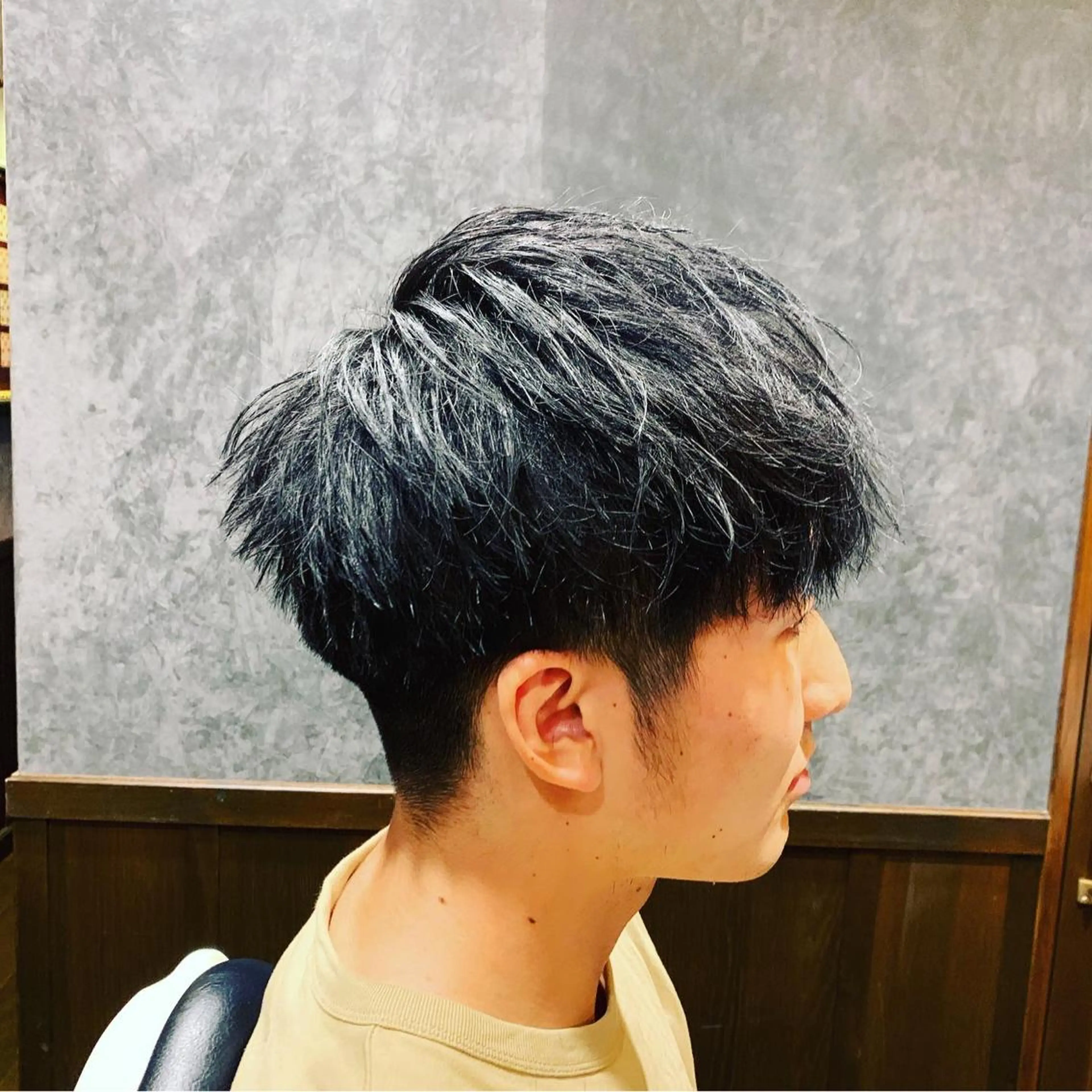 ショート カラー メンズ ヒロ銀座 バーバーショップ神楽坂所属・ひらお あおとのヘアスタイル