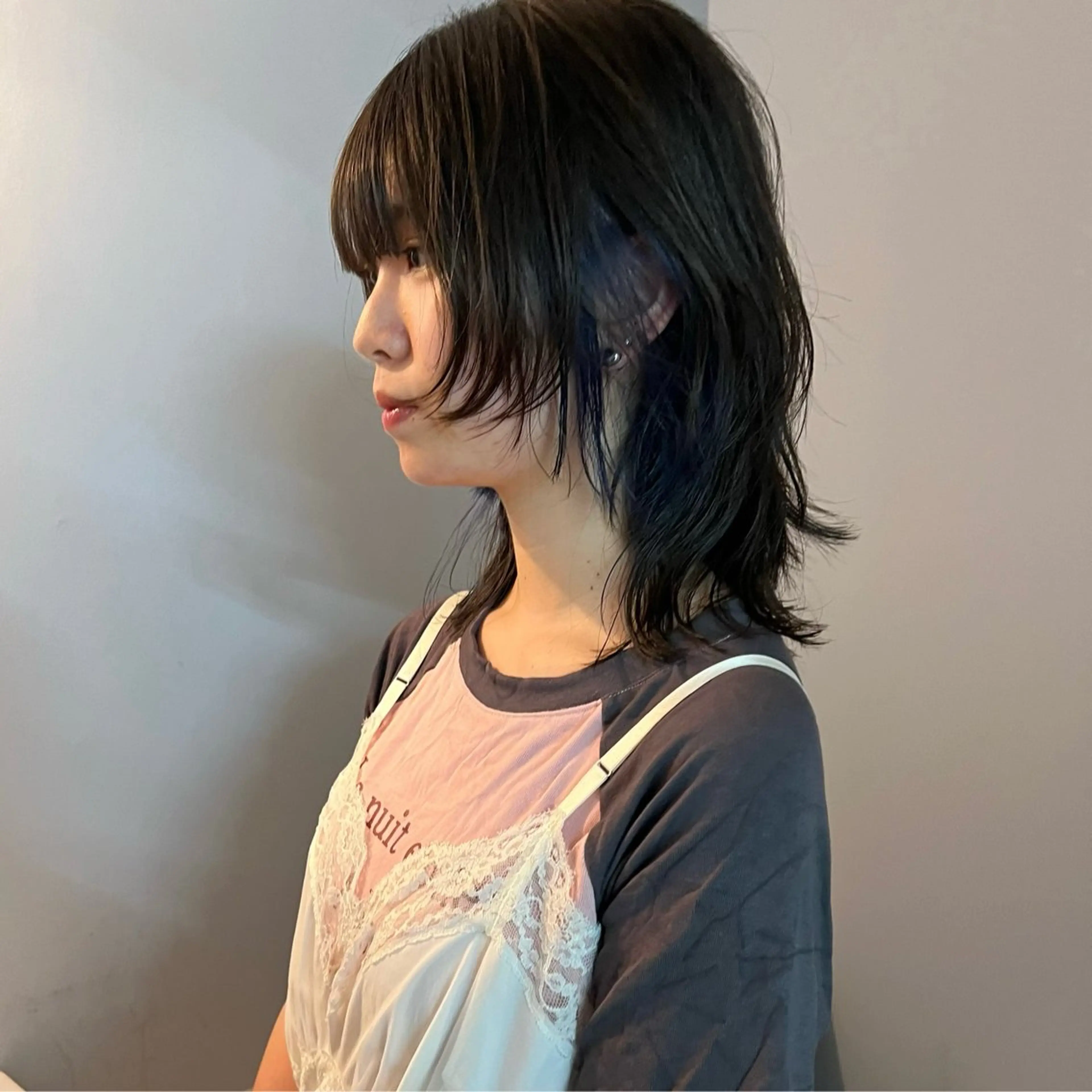 ミディアム 舟橋耀/ブリーチカラ ー/レイヤーカットのヘアスタイル