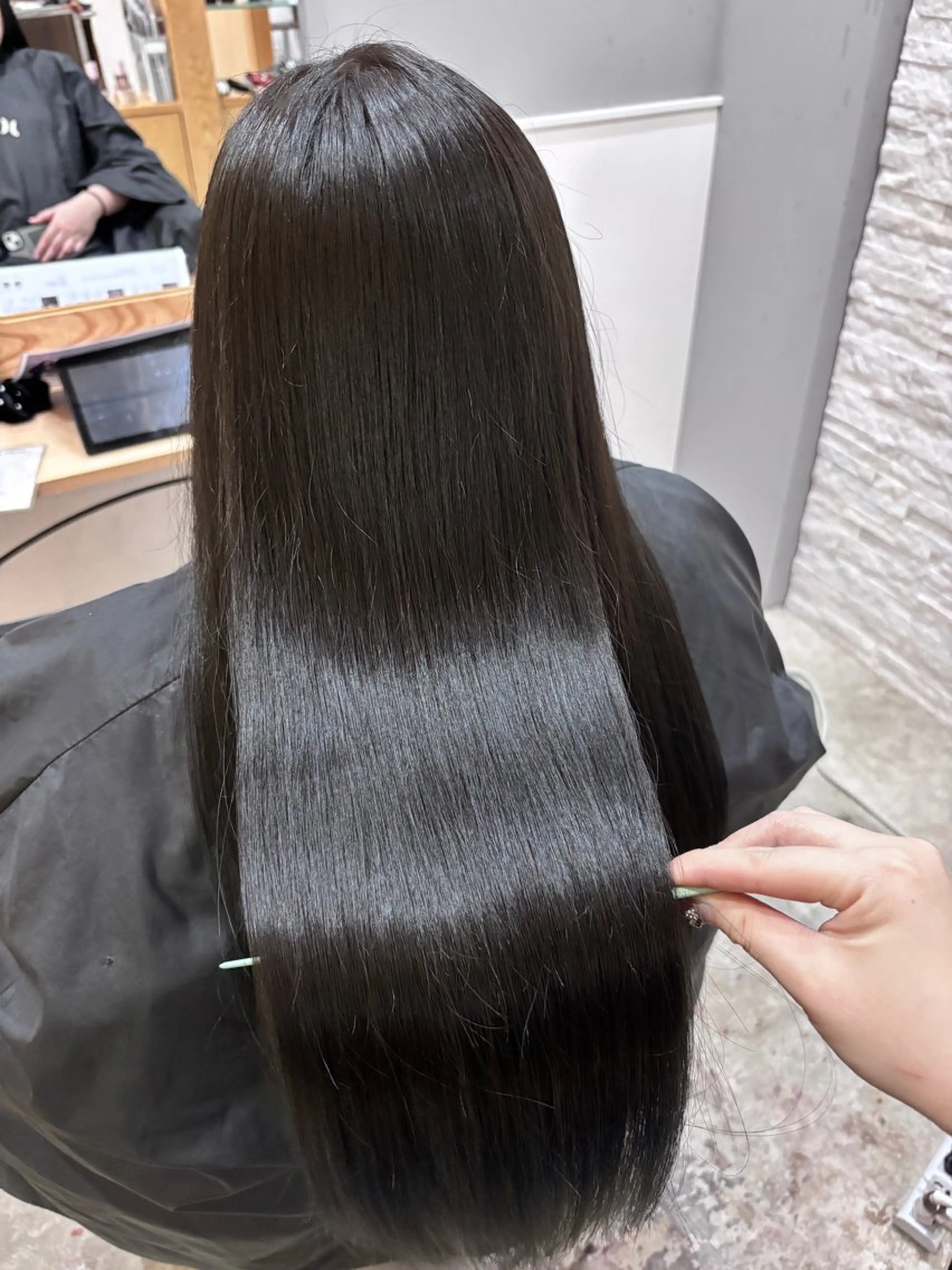 ダメージレスカラー + ULTOWAトリートメントの写真