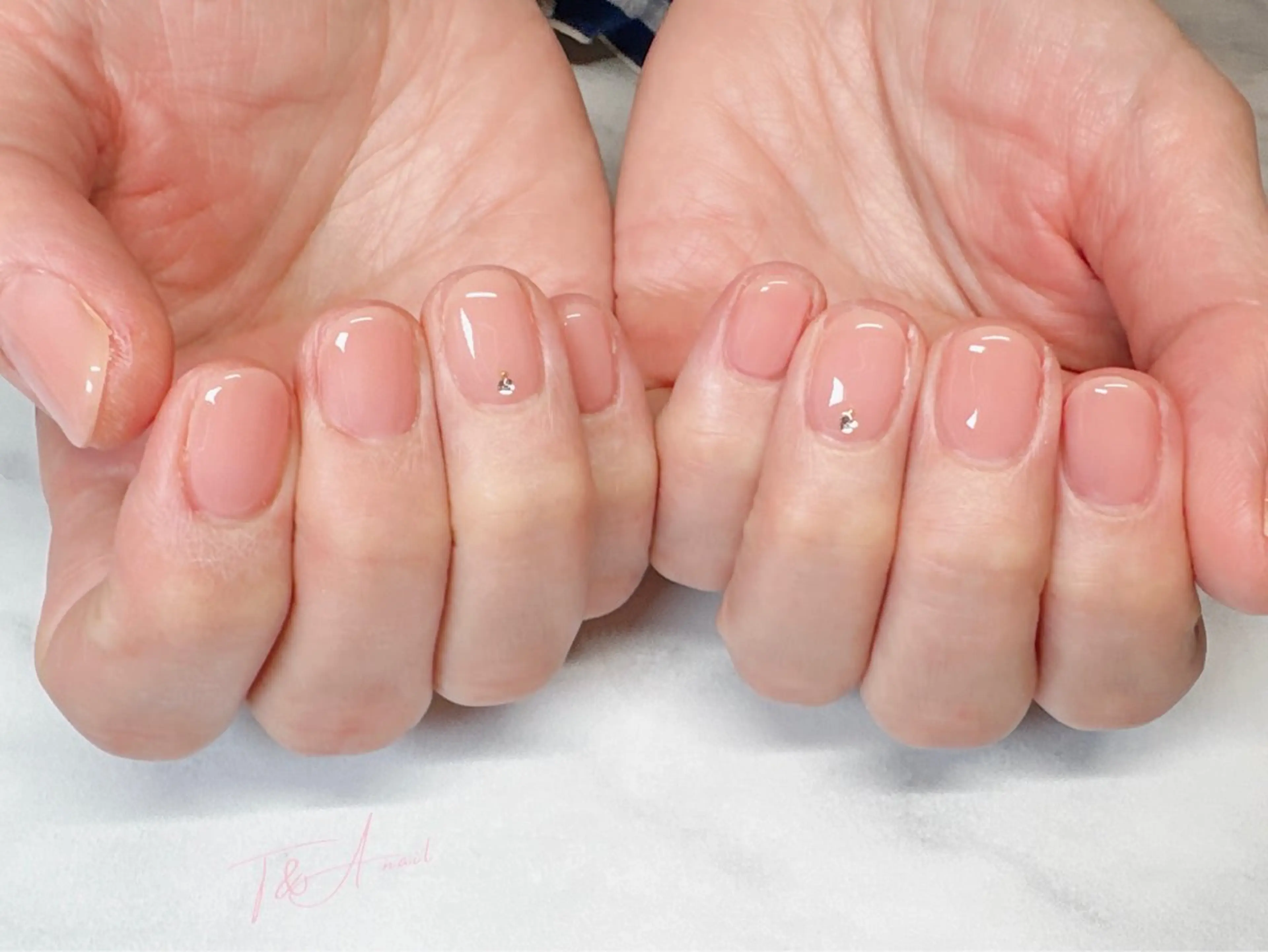 ネイル ジェルネイル スカルプネイル ショートネイル シンプルネイル ハンドネイル T&A nailのネイルデザイン