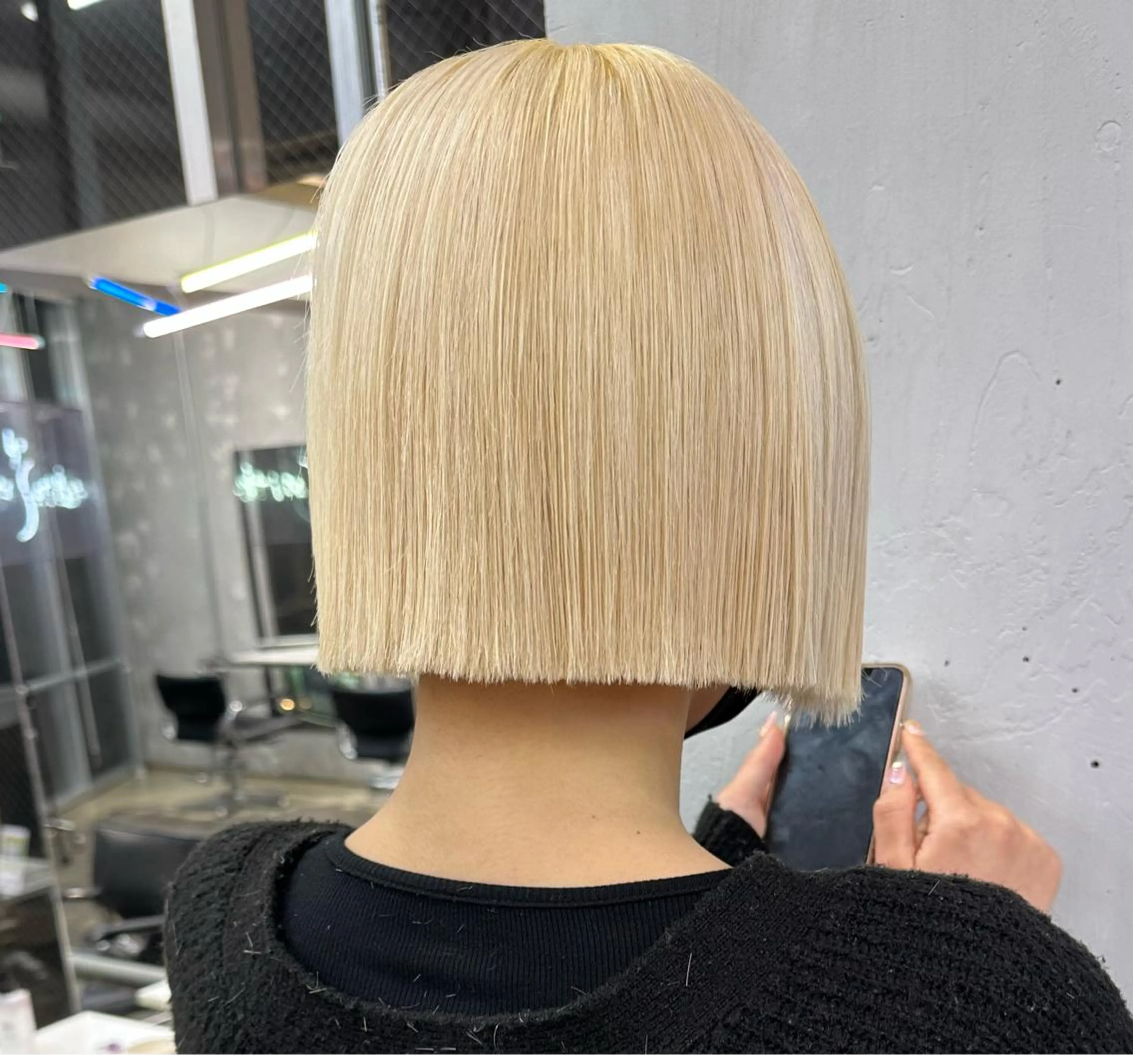 ショート カラー パーマ ヘアアレンジ メンズ 抜きっぱなしブロンド ササキカズマのヘアスタイル