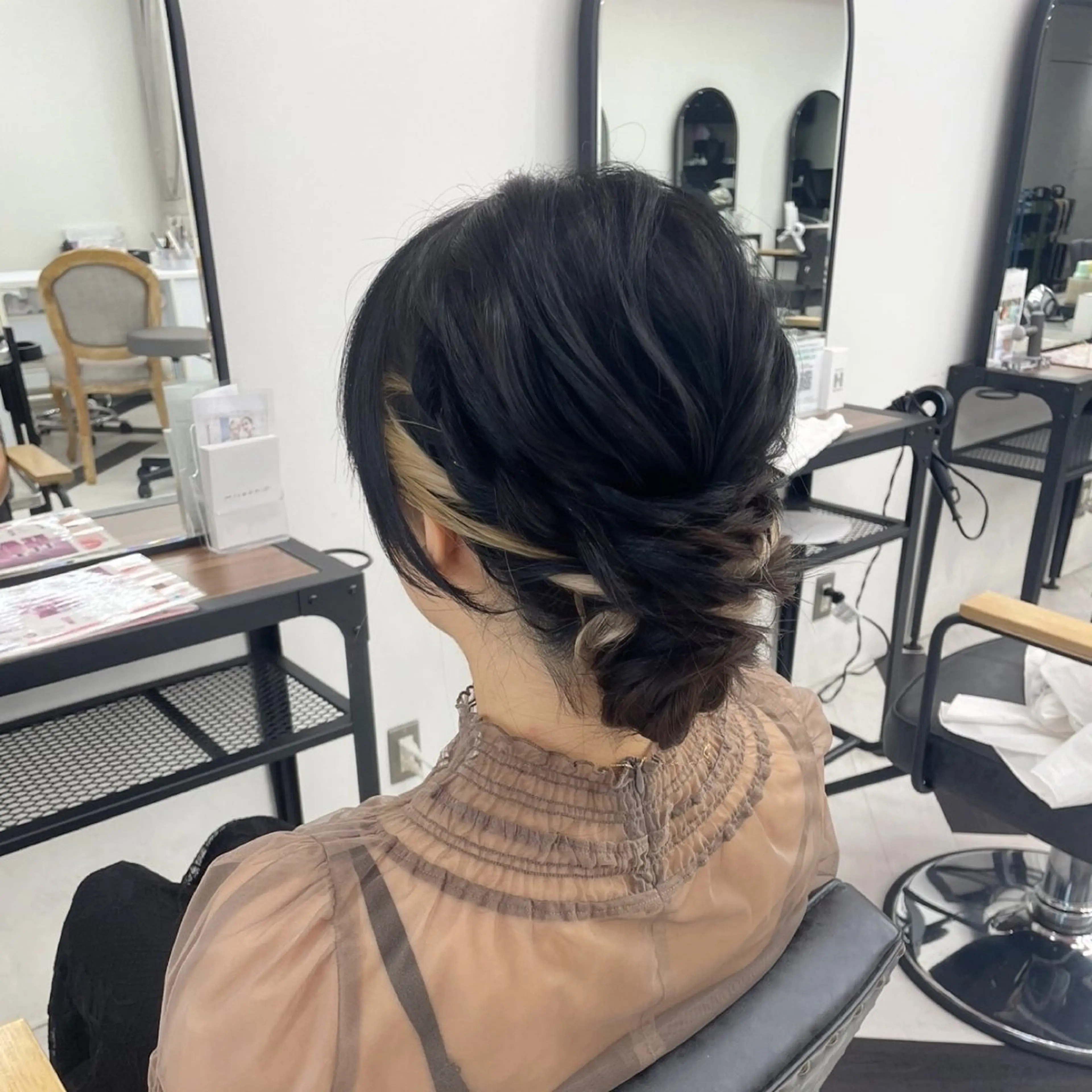 ミディアム カラー パーマ ヘアアレンジ メンズ mona/ ストレートスタイル✨のヘアスタイル