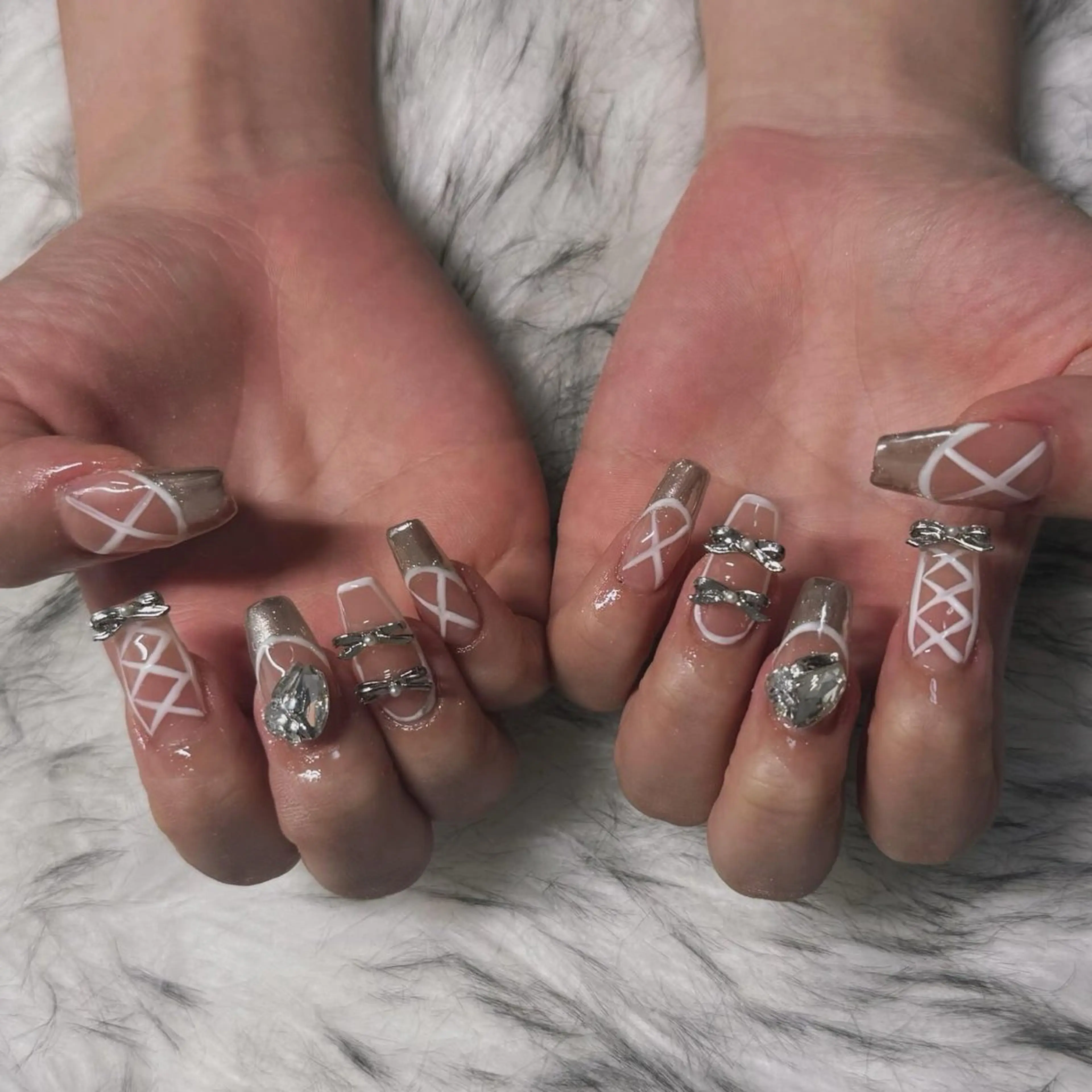 ロング ハンドネイル mao .のネイルデザイン