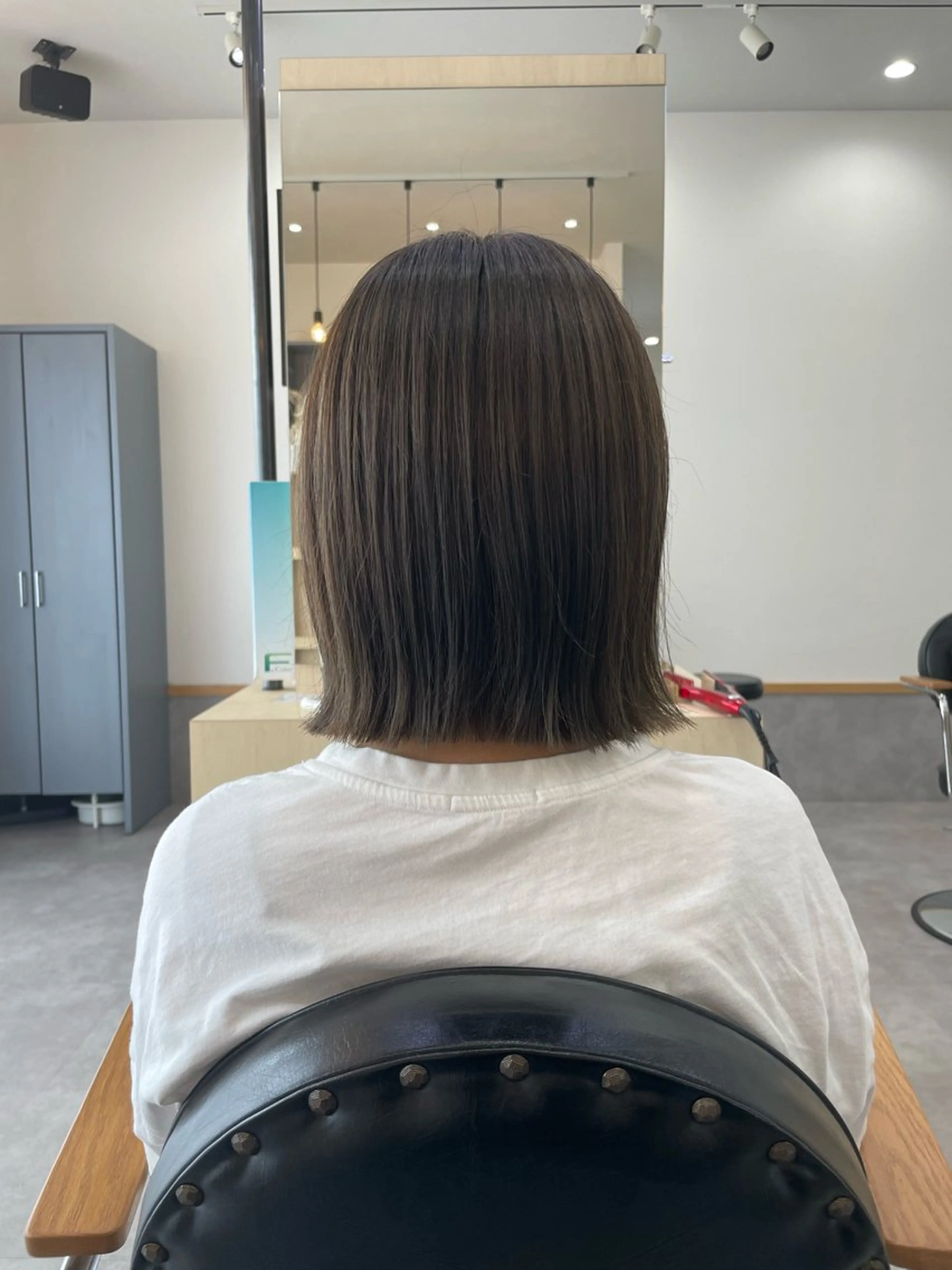 ミディアム 切りっぱなしボブ ボブ ヘアカラー トリートメント SOYON豊田市駅店所属・髪質改善/ 上村旺武のヘアスタイル