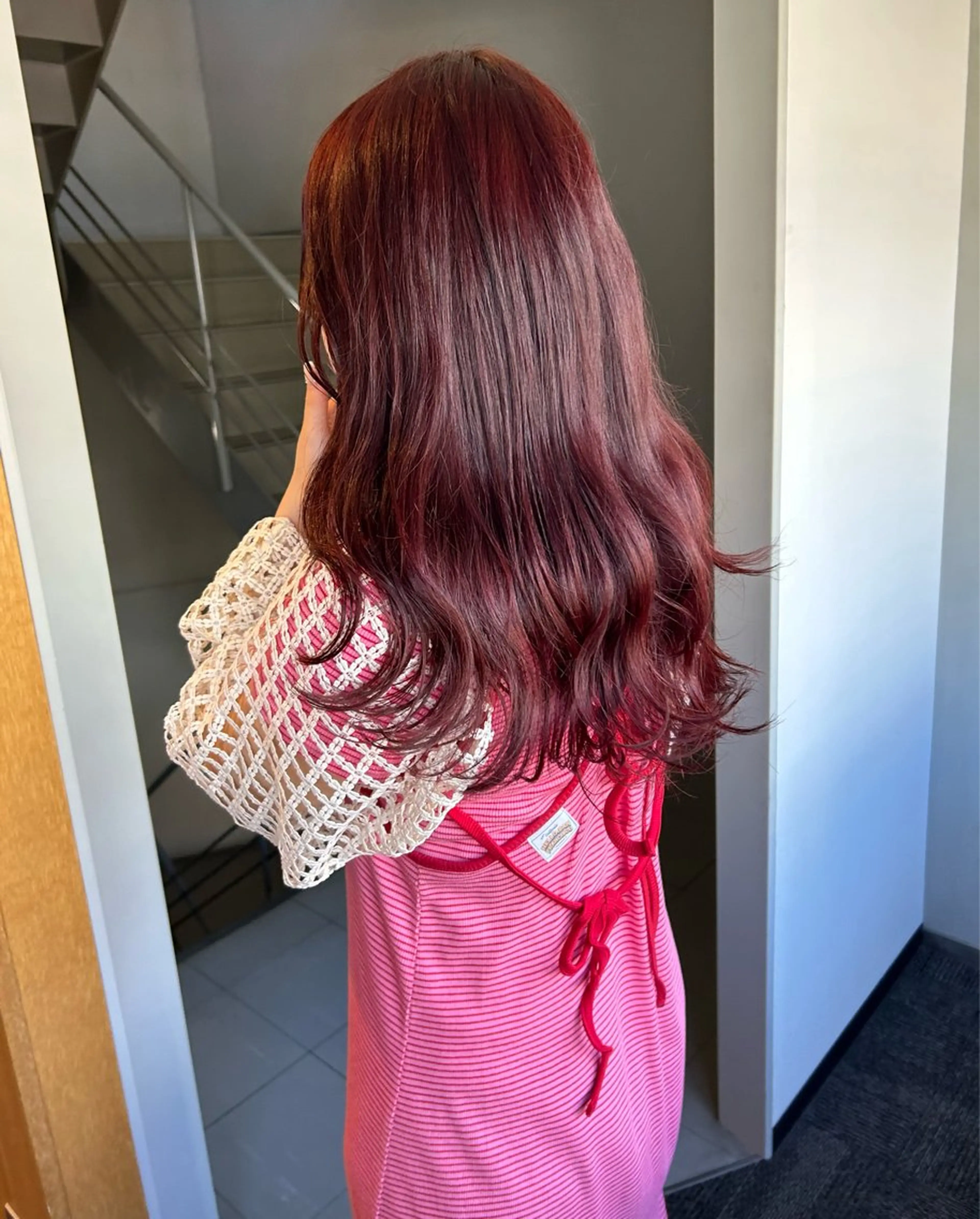 セミロング カラー パーマ 髪と音処　マトぺ所属・デザインカラー/ボブ ブリーチカラー/ユリのヘアスタイル