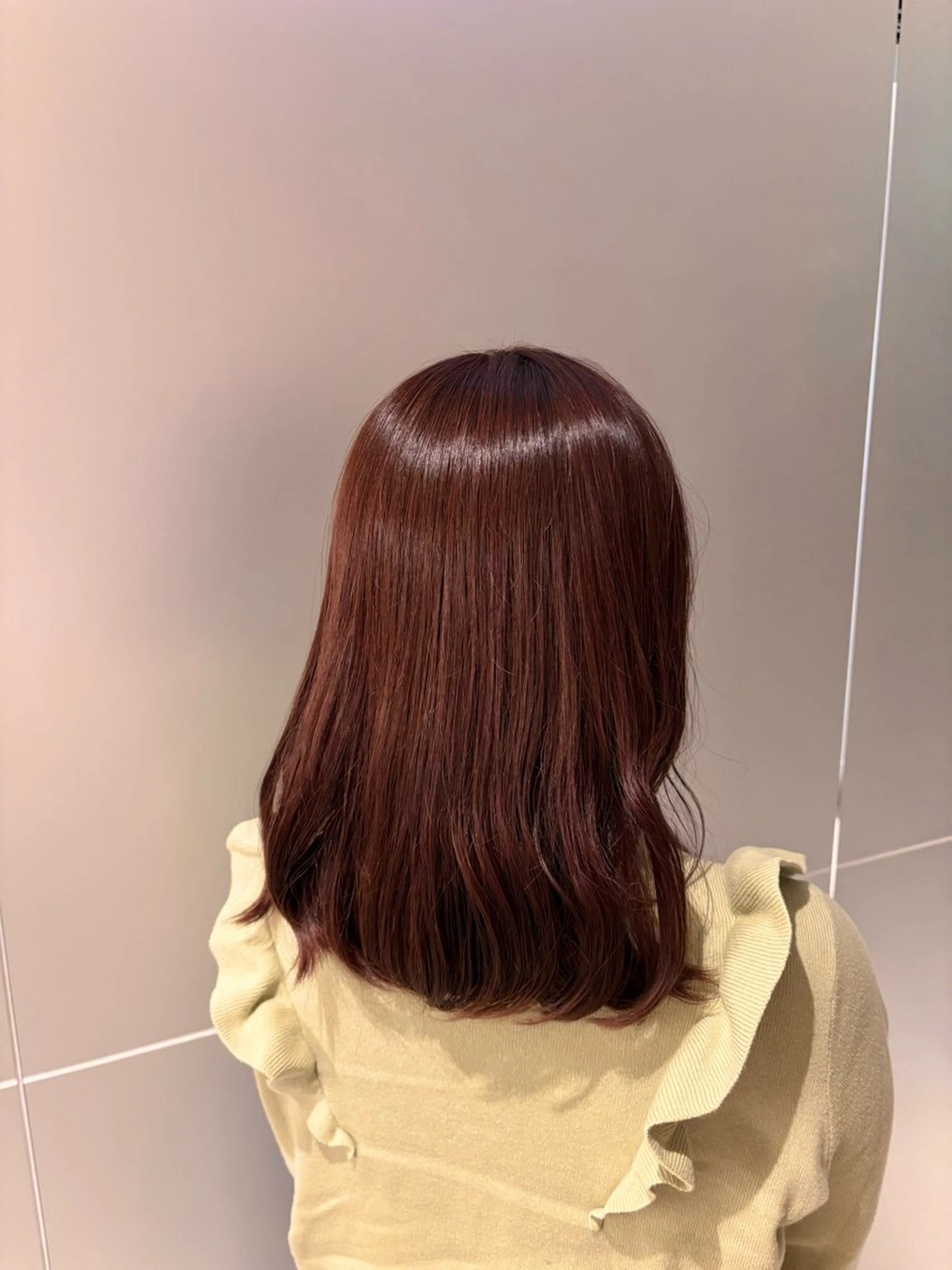 ミディアム ヘアカラー ヘッドスパ オリーブヘア🫒/ ハイライト/志賀のヘアスタイル