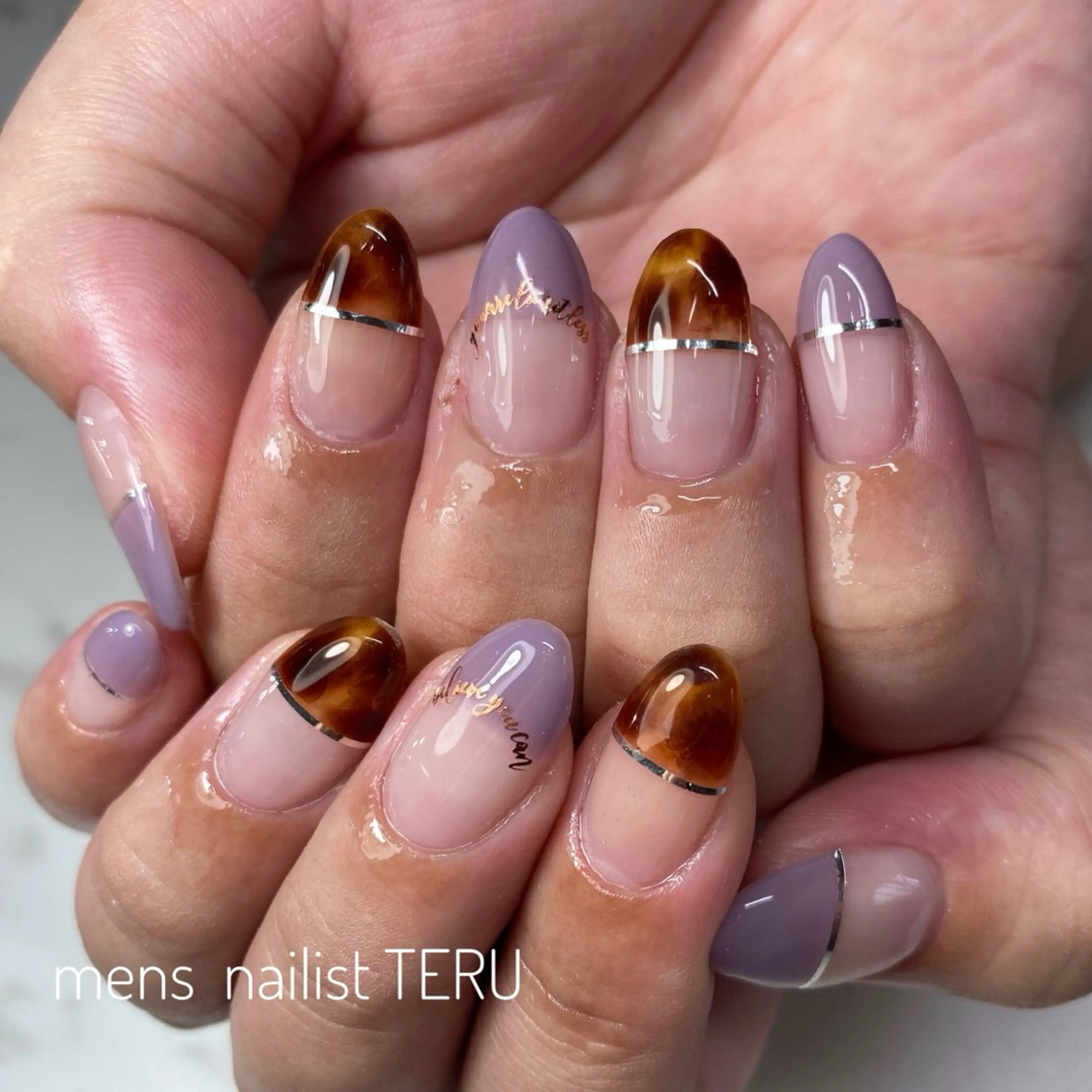 ネイル ブラウン メンズネイル ニュアンスネイル パープル nail salon ETERNAL所属・nailsalon ETERNALのネイルデザイン