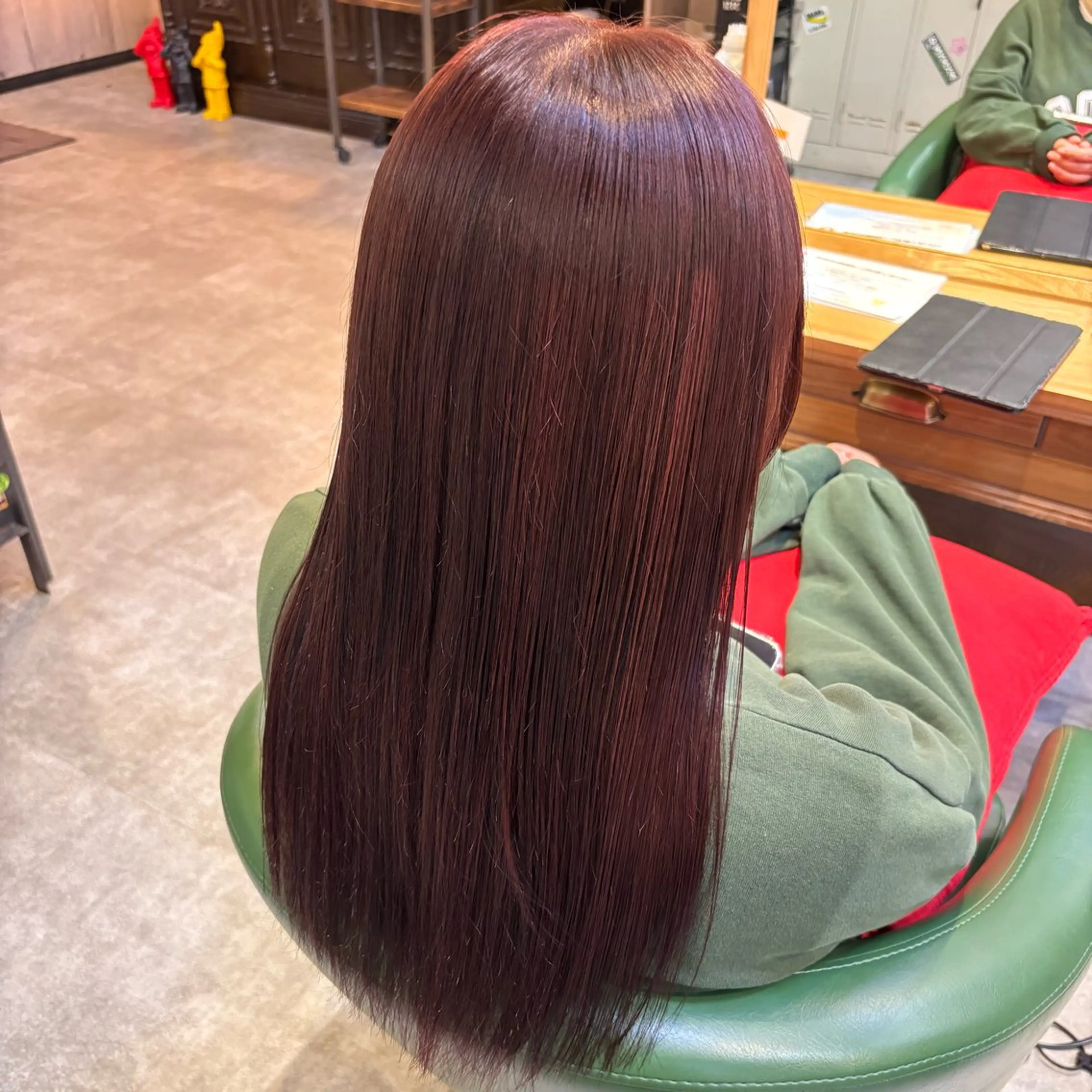 セミロング 照井 美桜のヘアスタイル