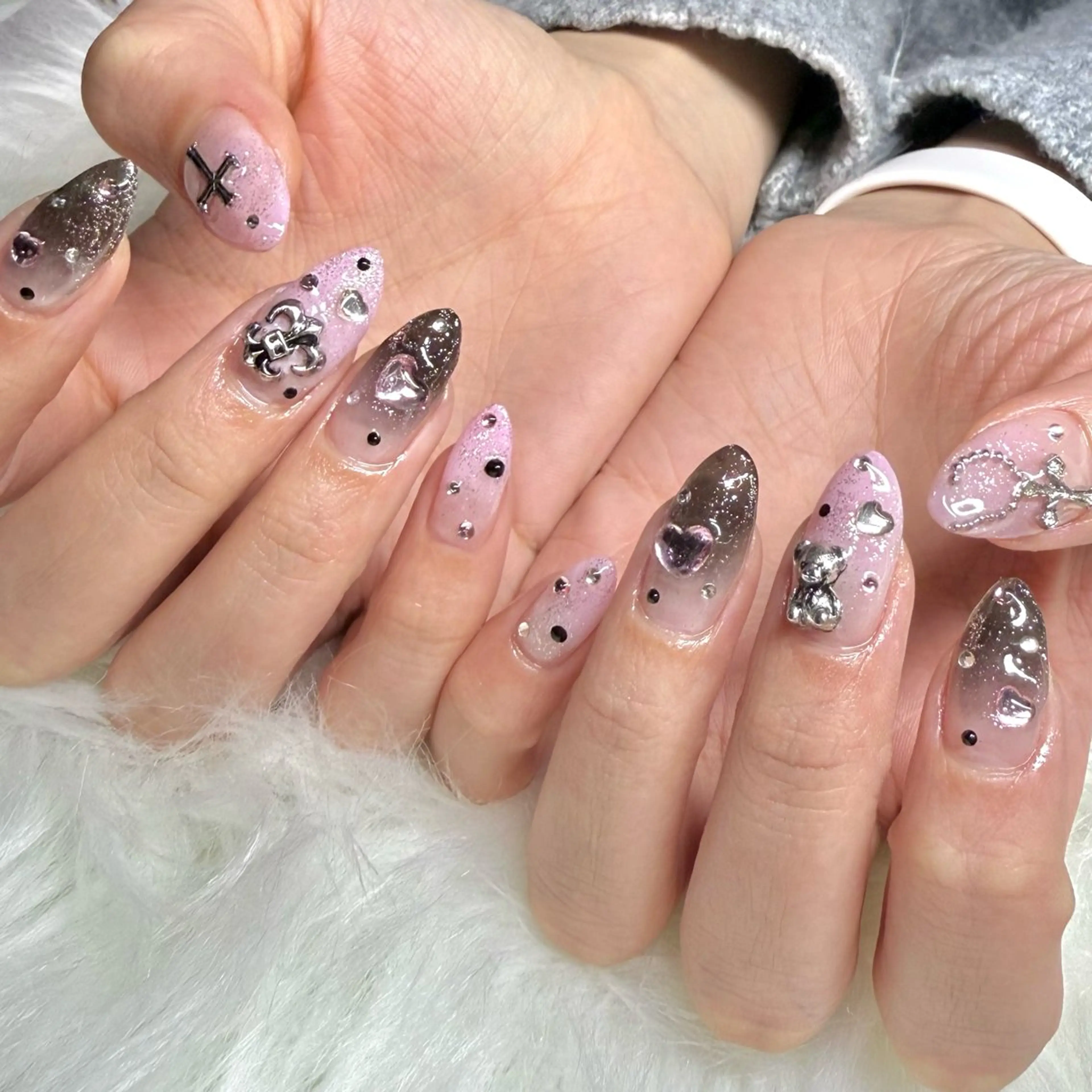 ネイル ハンドネイル nail salon  -Jelly fish-所属・jelly fish / ゆいのネイルデザイン