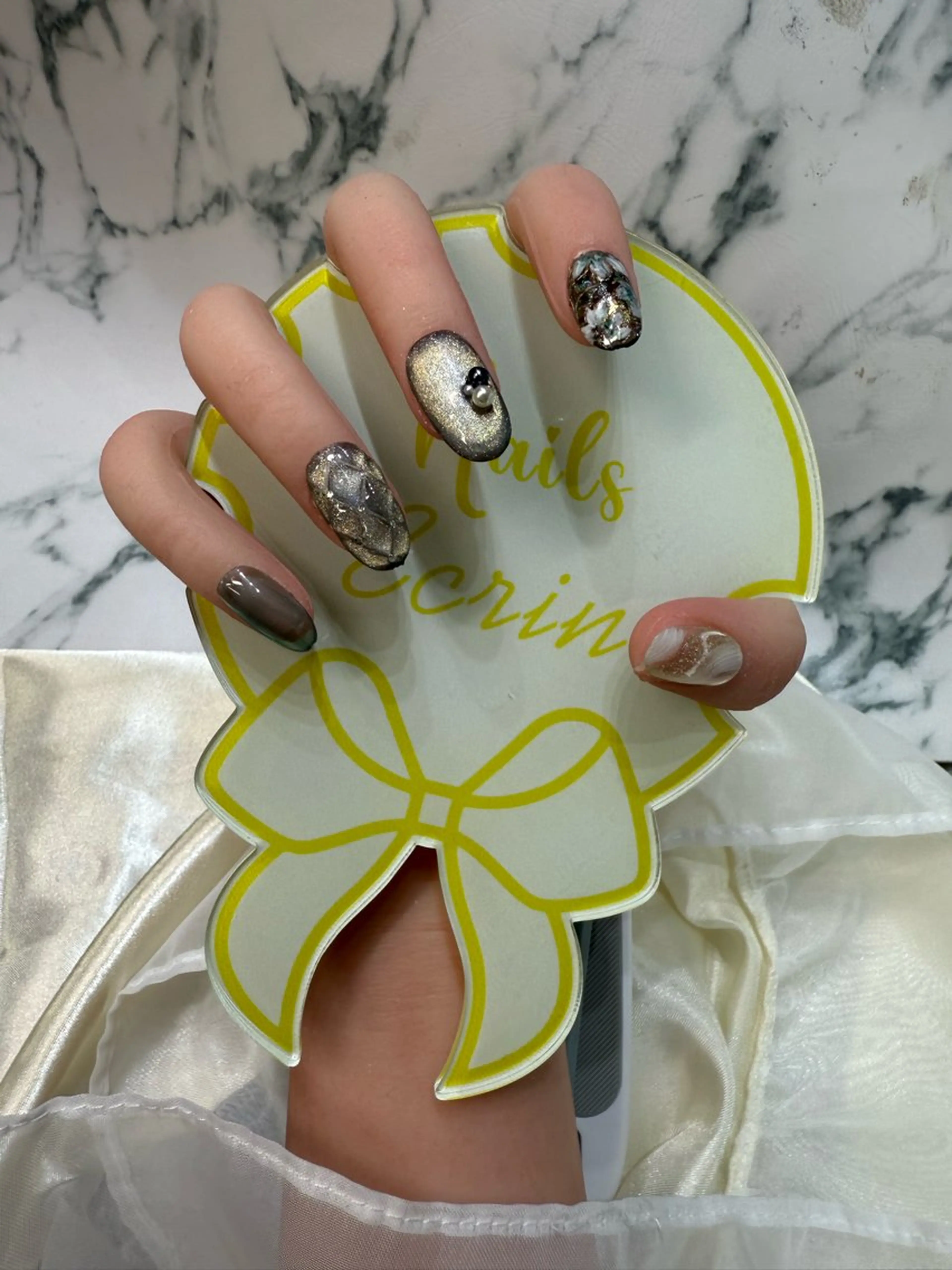 ネイル ハンドネイル ハンドケア NailSalon✨ Écrinエクランのネイルデザイン