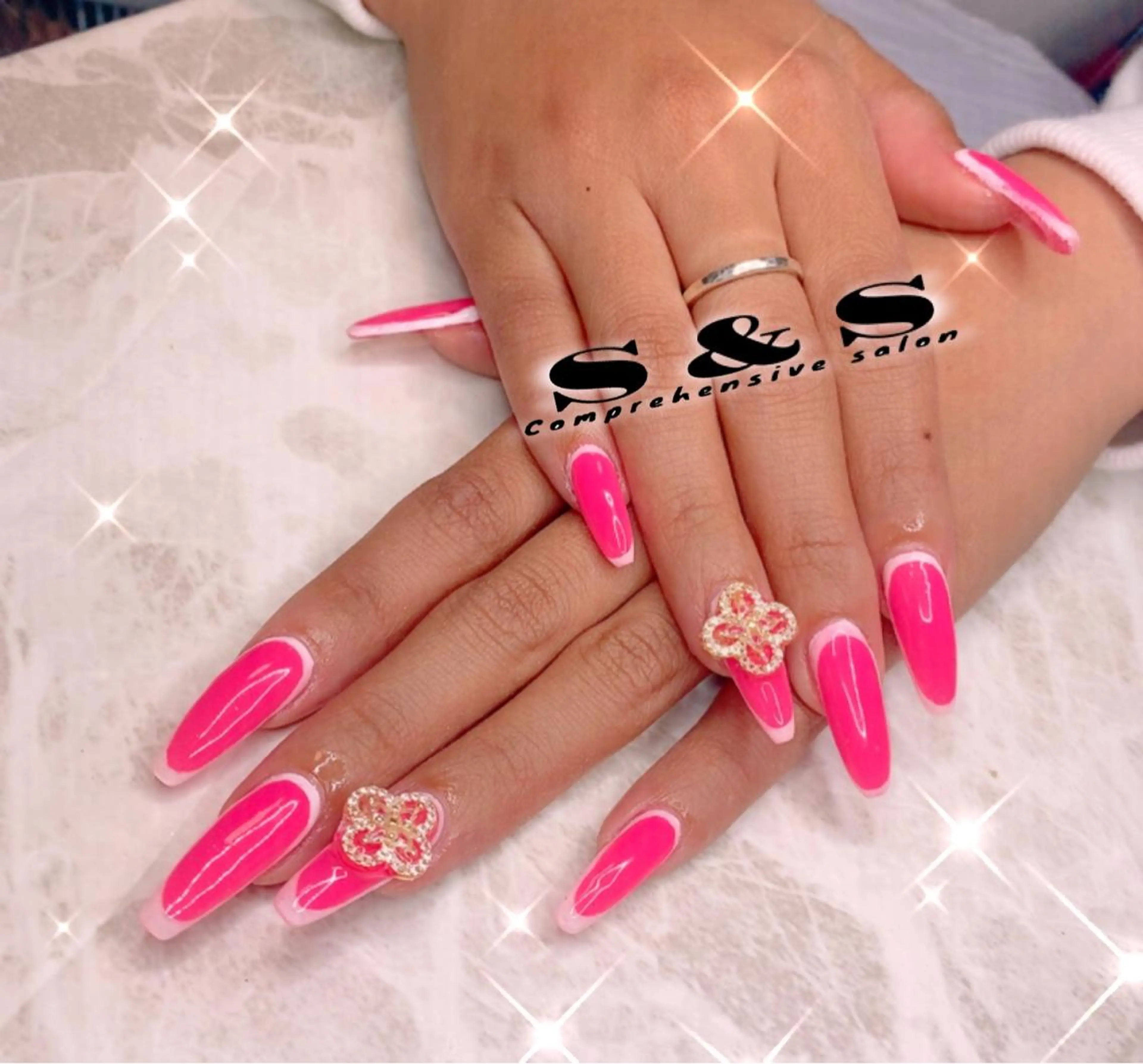 ネイル アートネイル 長さ出し メンズネイル 持ち込み スカルプネイル S&S 村田小百合のネイルデザイン