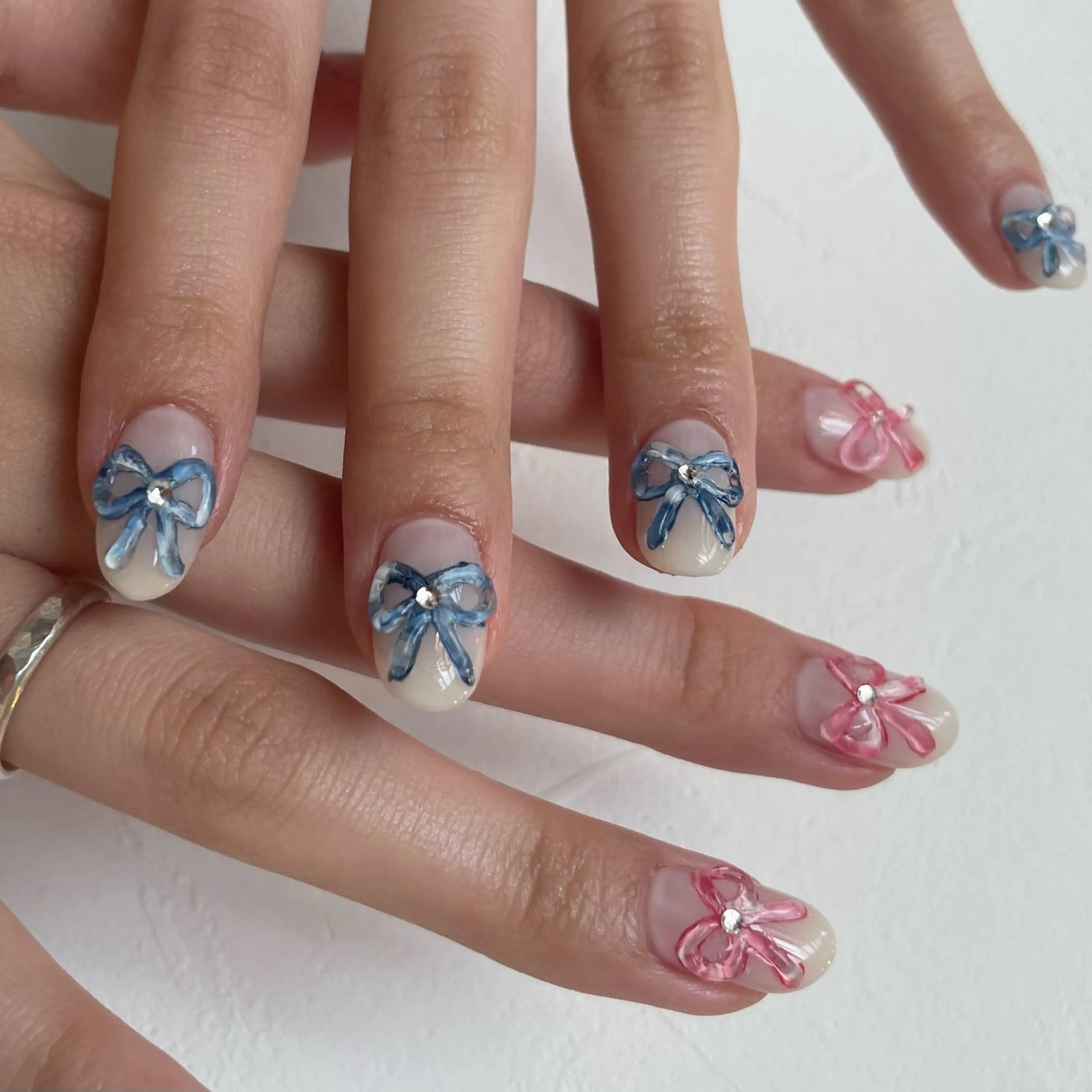 ネイル リボン KULIN所属・KULIN Kanaのマツエク・マツパデザイン