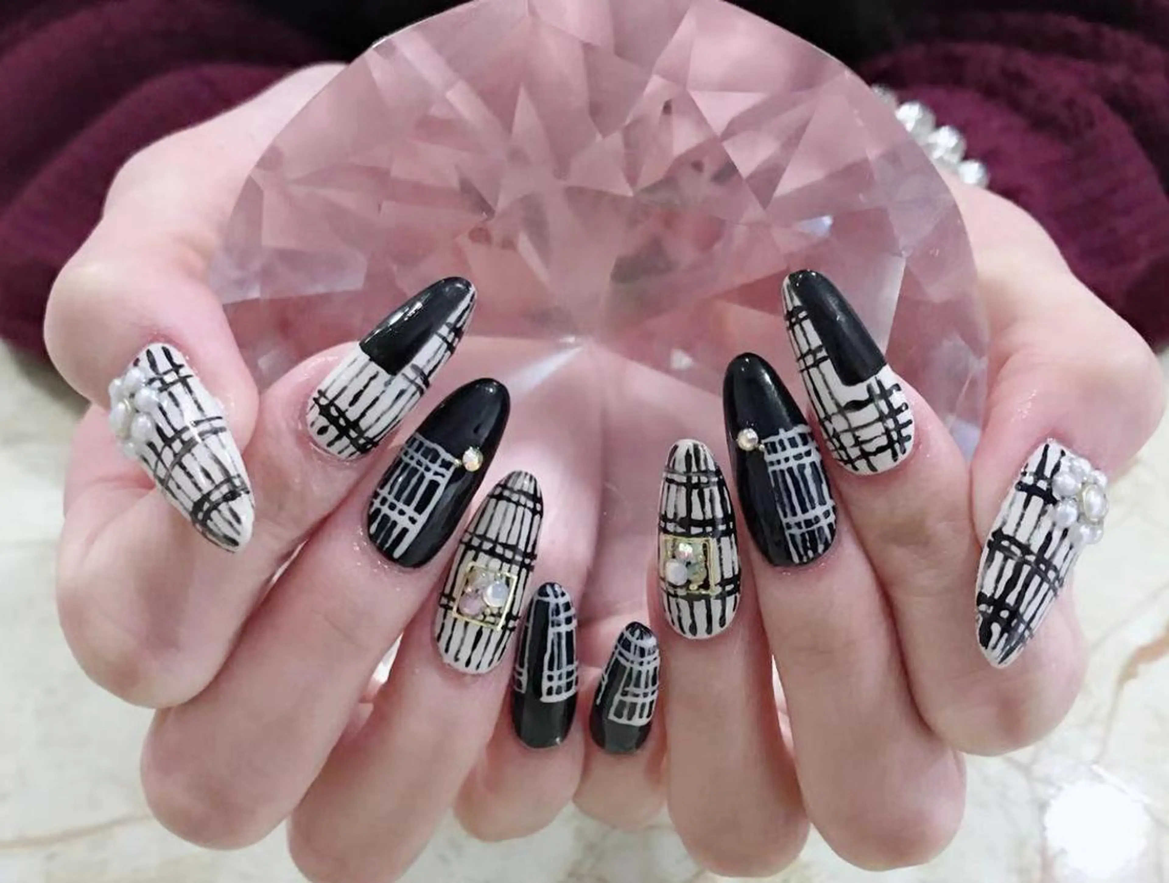 ネイル AB マツエクネイルサロンのネイルデザイン