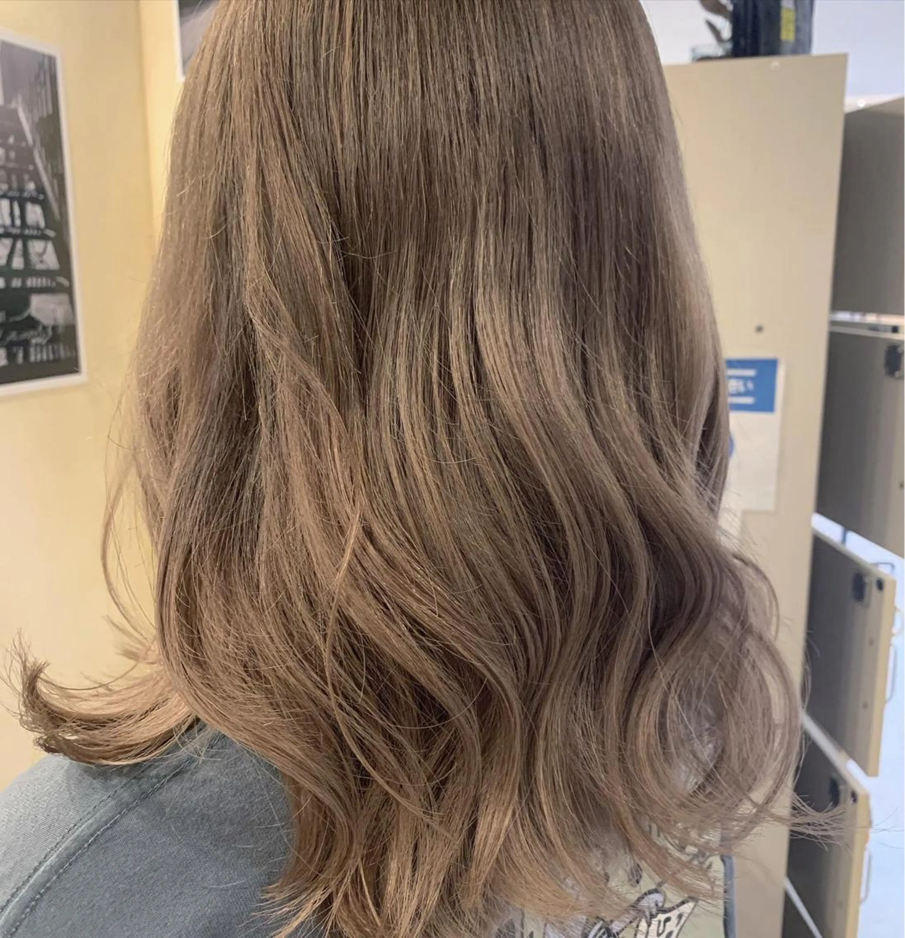 カラー ヤマダ サクラのヘアスタイル