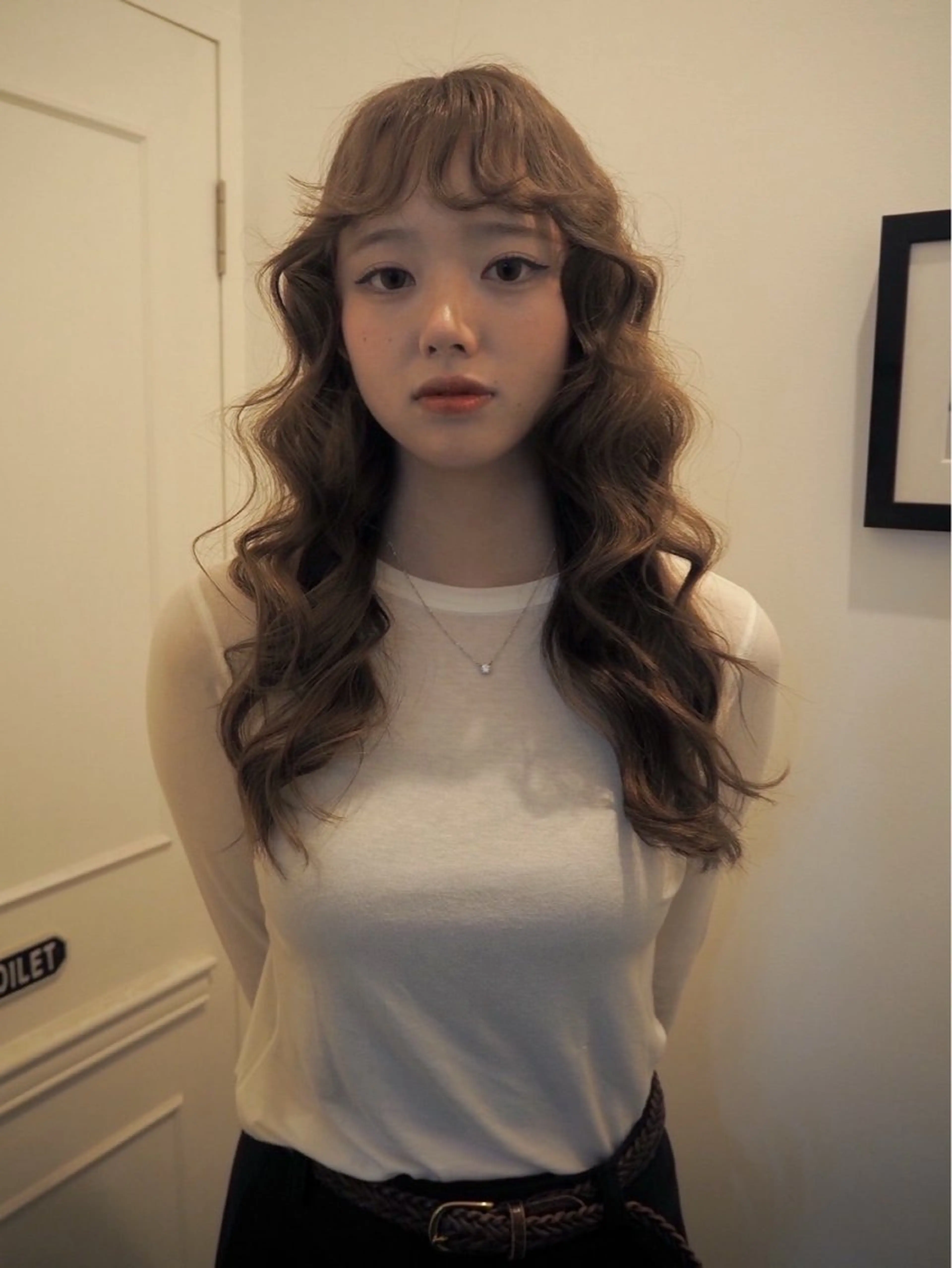 ロング ヘアカラー COME G HEAD 上之裏所属・高木 青空のヘアスタイル