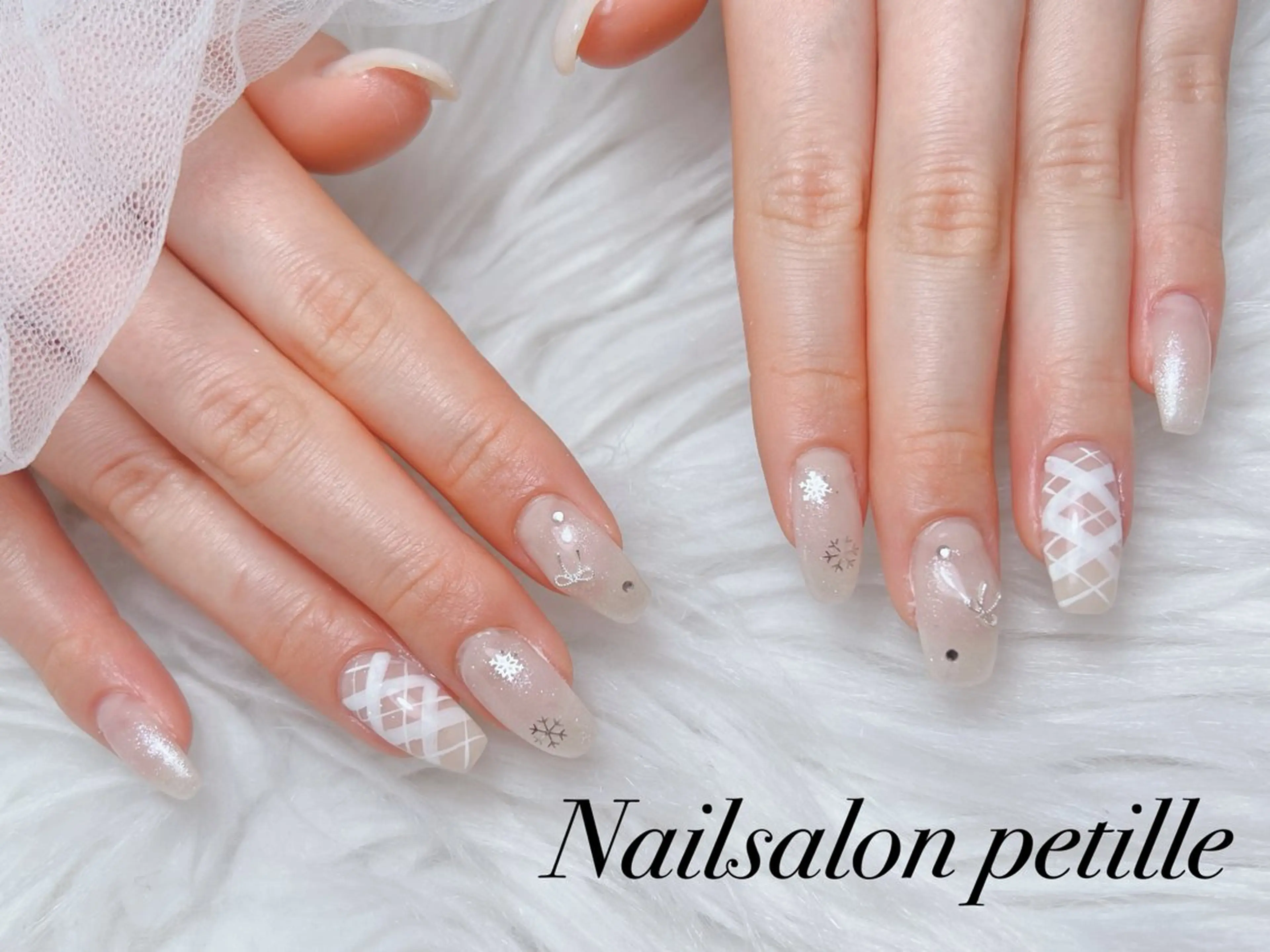 ネイル ハンドネイル Nailsalon petille所属・Ｈ azのネイルデザイン