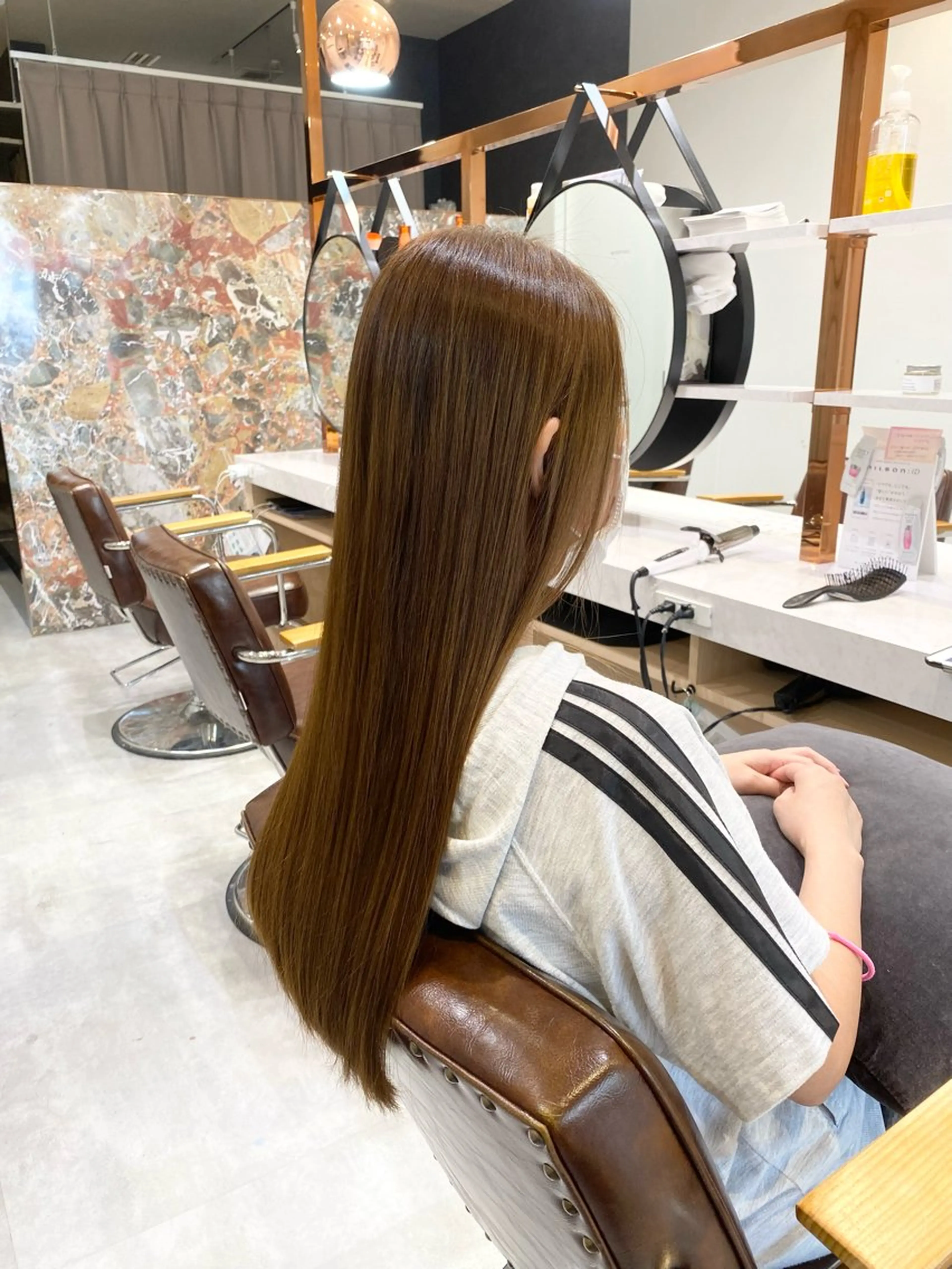 カラー ベージュカラー ブラウンカラー ブラウンベージュ calna 古賀 菜摘のヘアスタイル