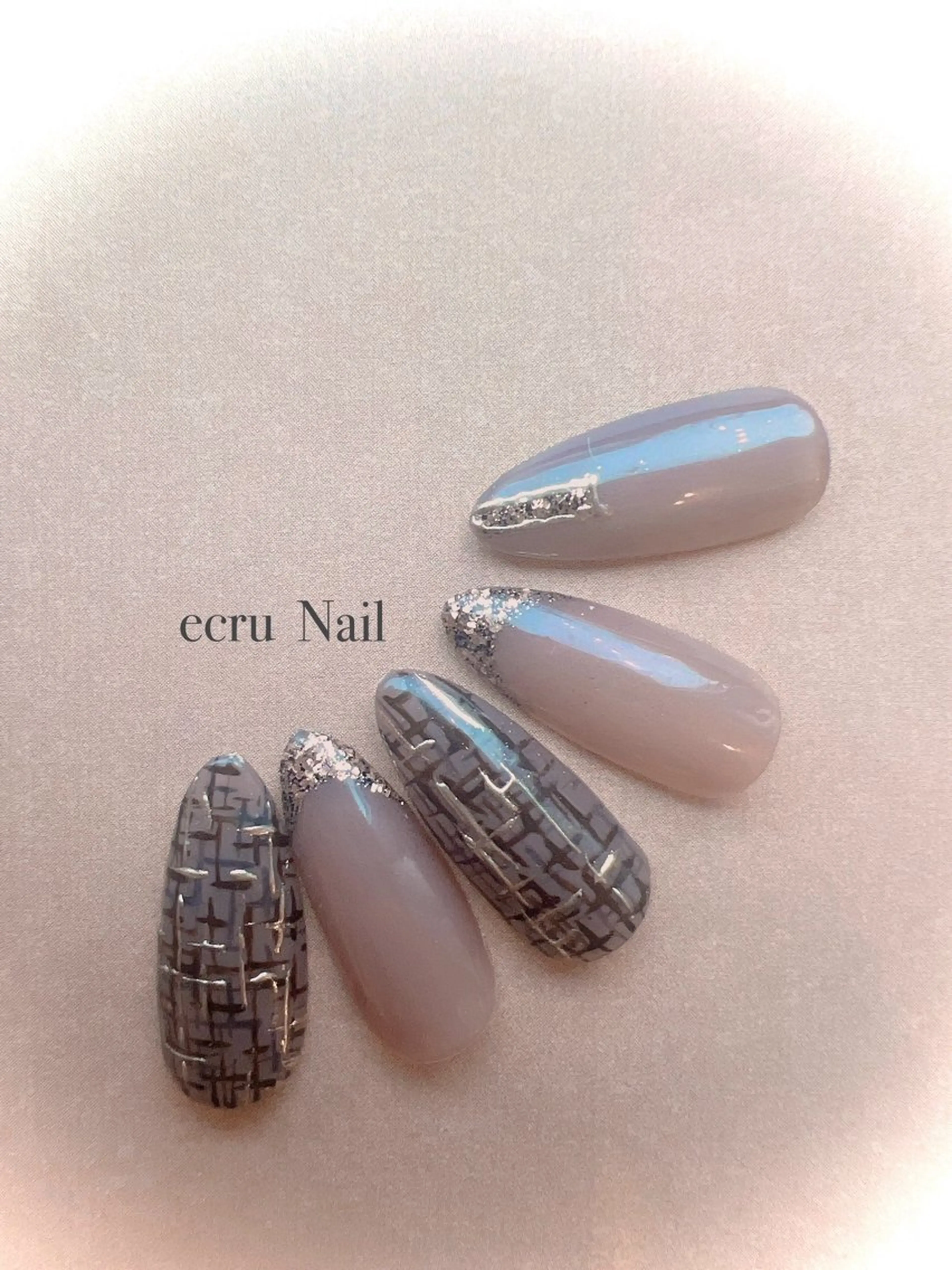 ネイル ecru Nailのネイルデザイン