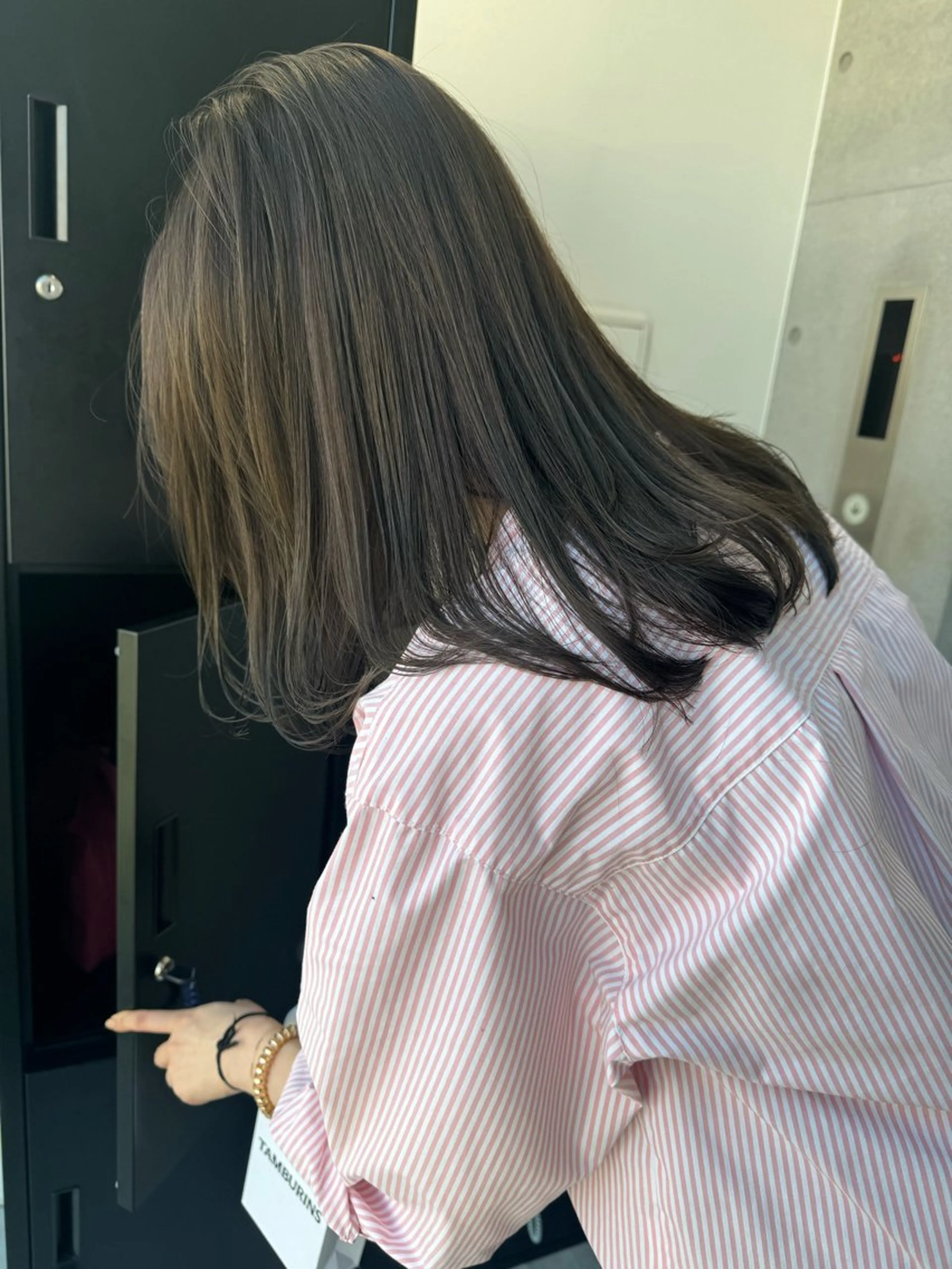 セミロング カラー パーマ ヘアアレンジ 透明感/オリーブ/ グレージュ/YUKAのヘアスタイル