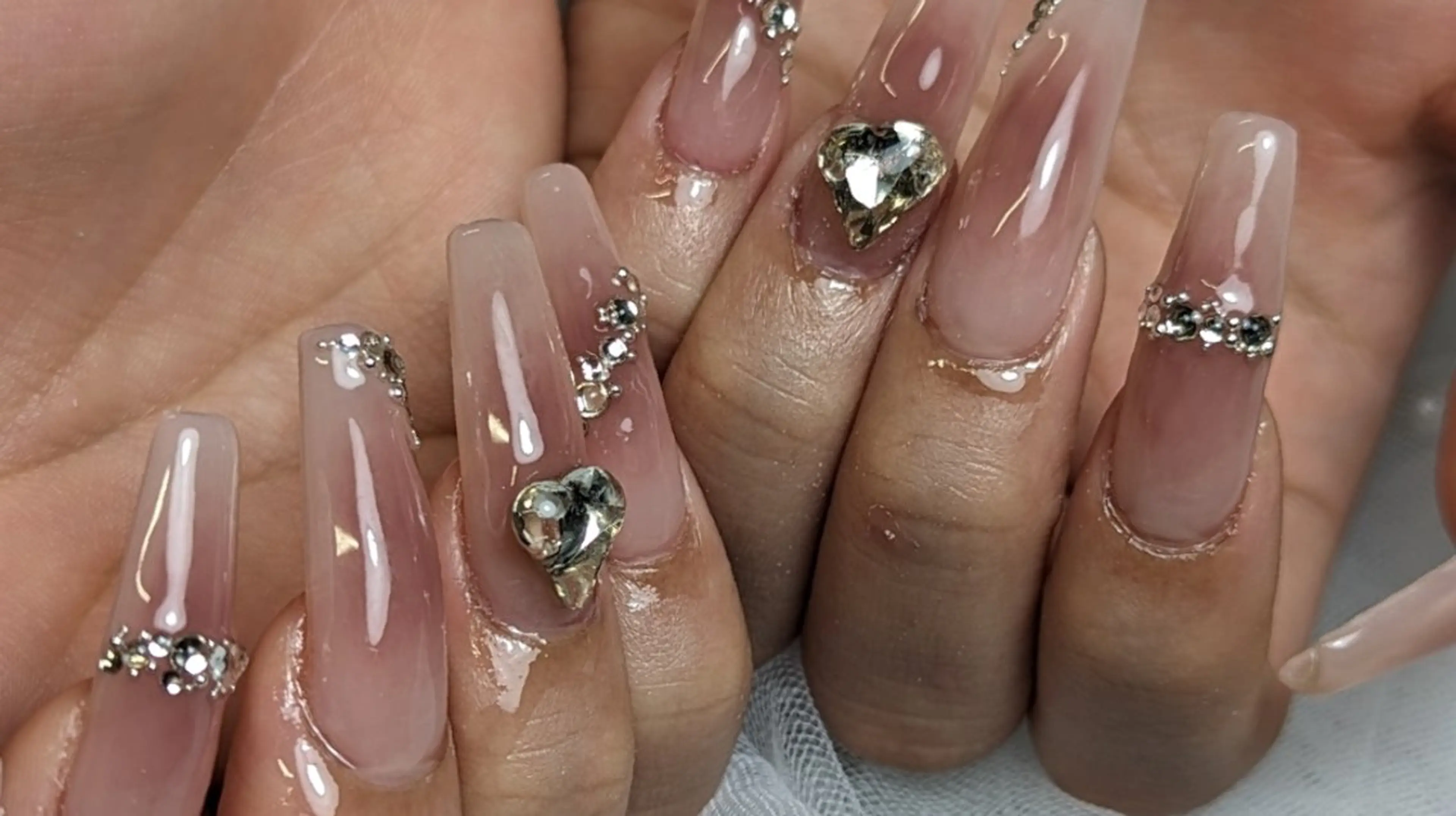 ネイル チークネイル ハンドネイル Nail SIRANGANAのネイルデザイン