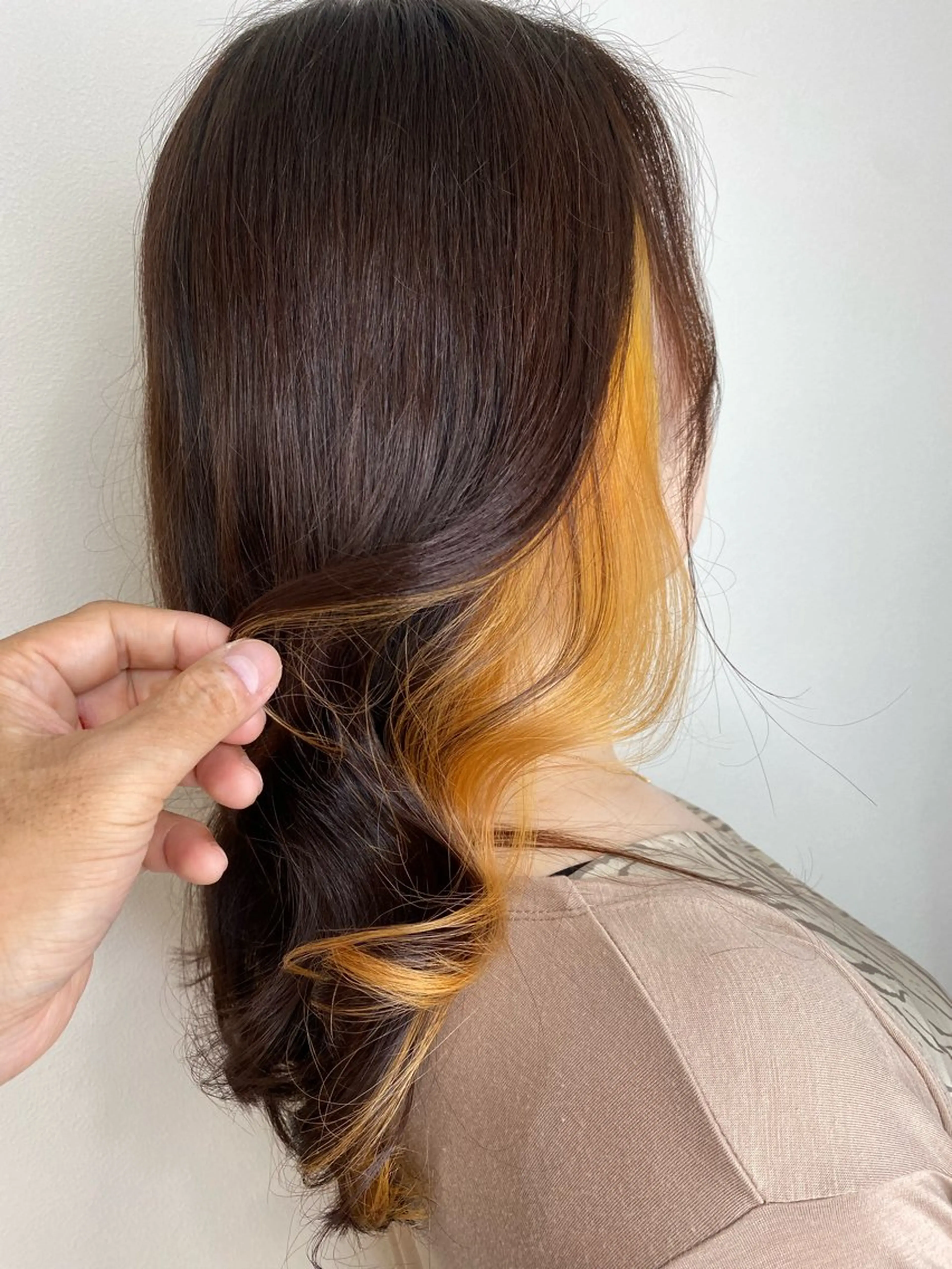 ロング ヘアカラー Avalon所属・Hiroshi ヒロシのヘアスタイル