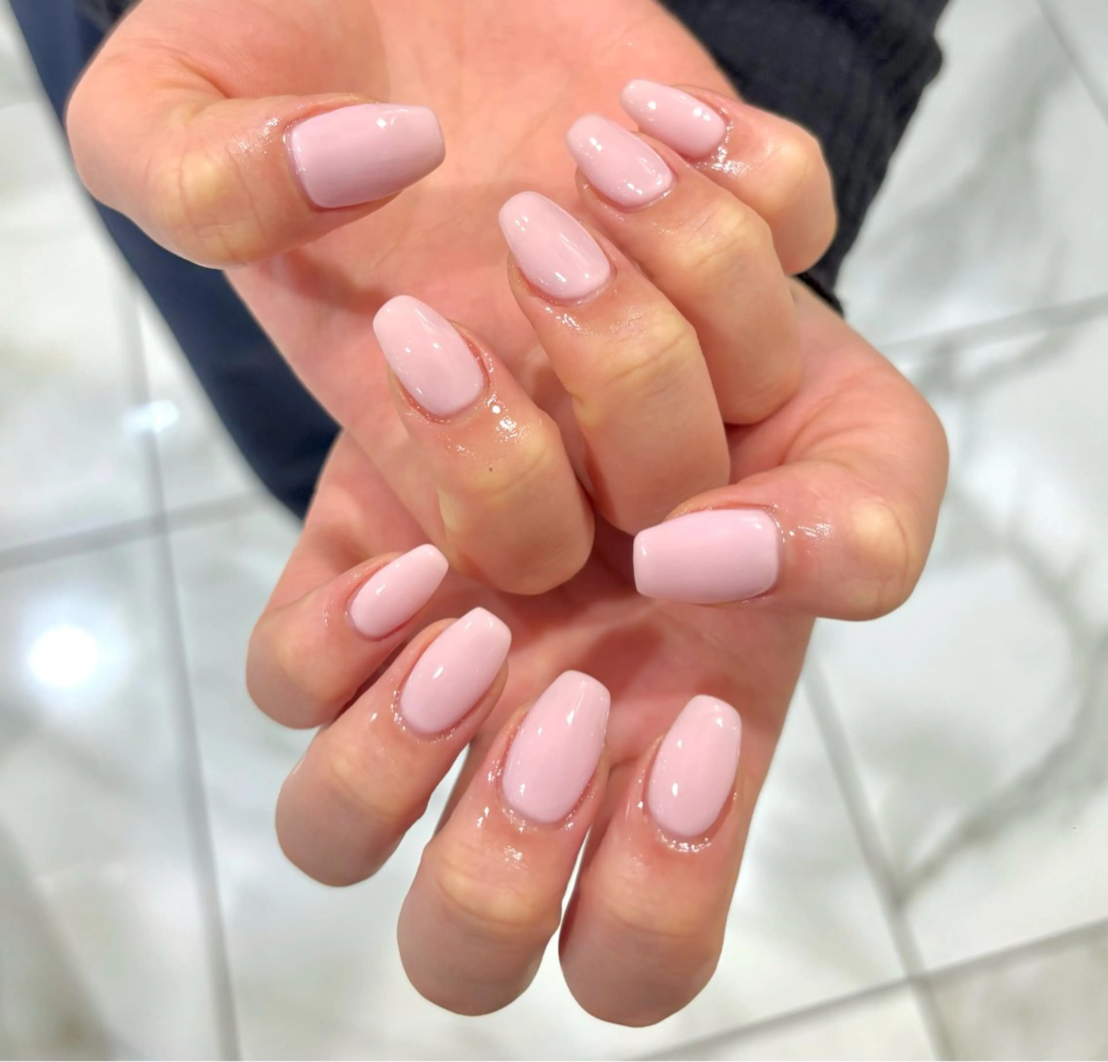 ネイル ハンドネイル 横田 菜月のネイルデザイン