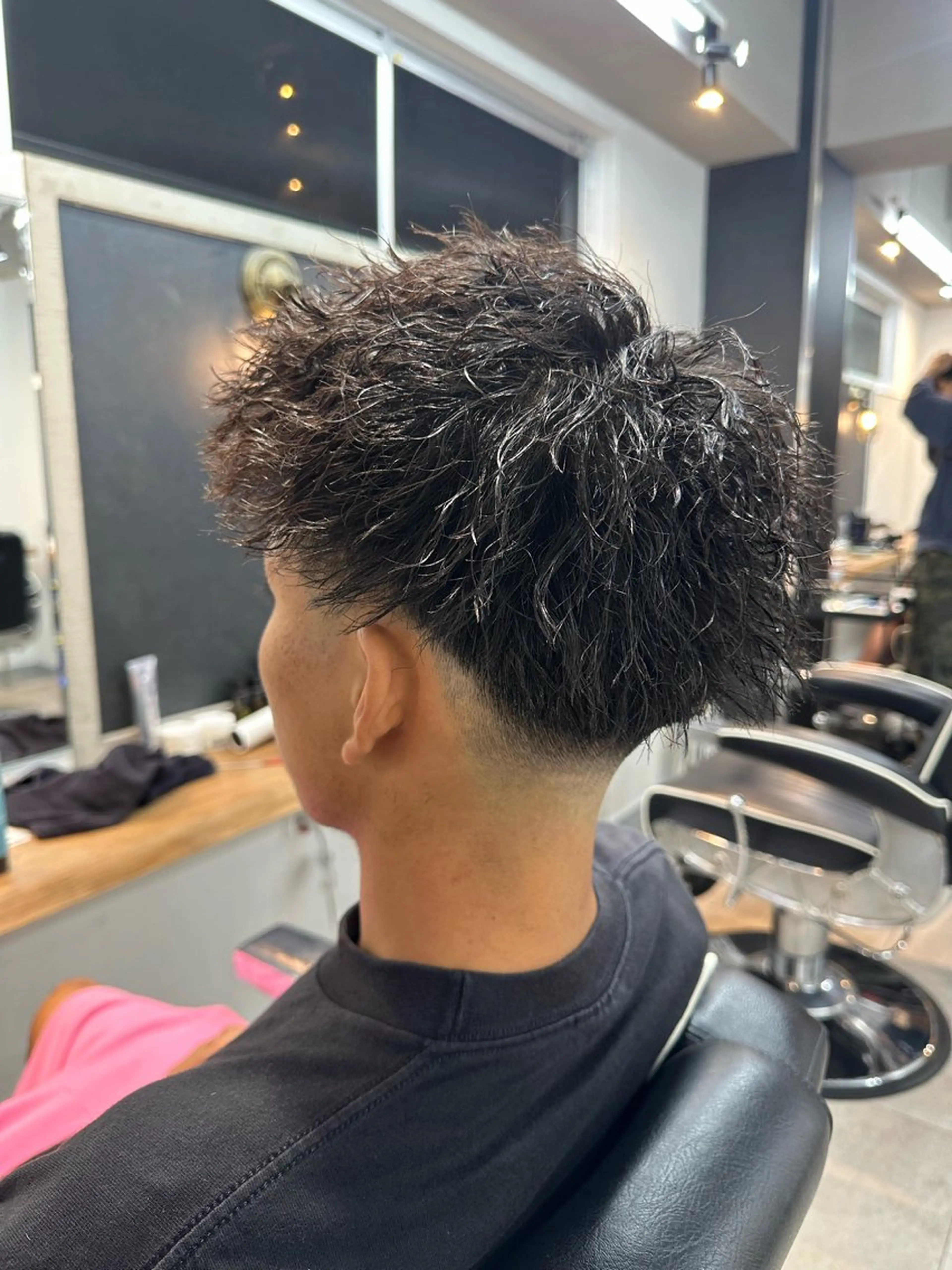 2回目以降の来店の方はこちら、メンズカット＋シャンプーの写真