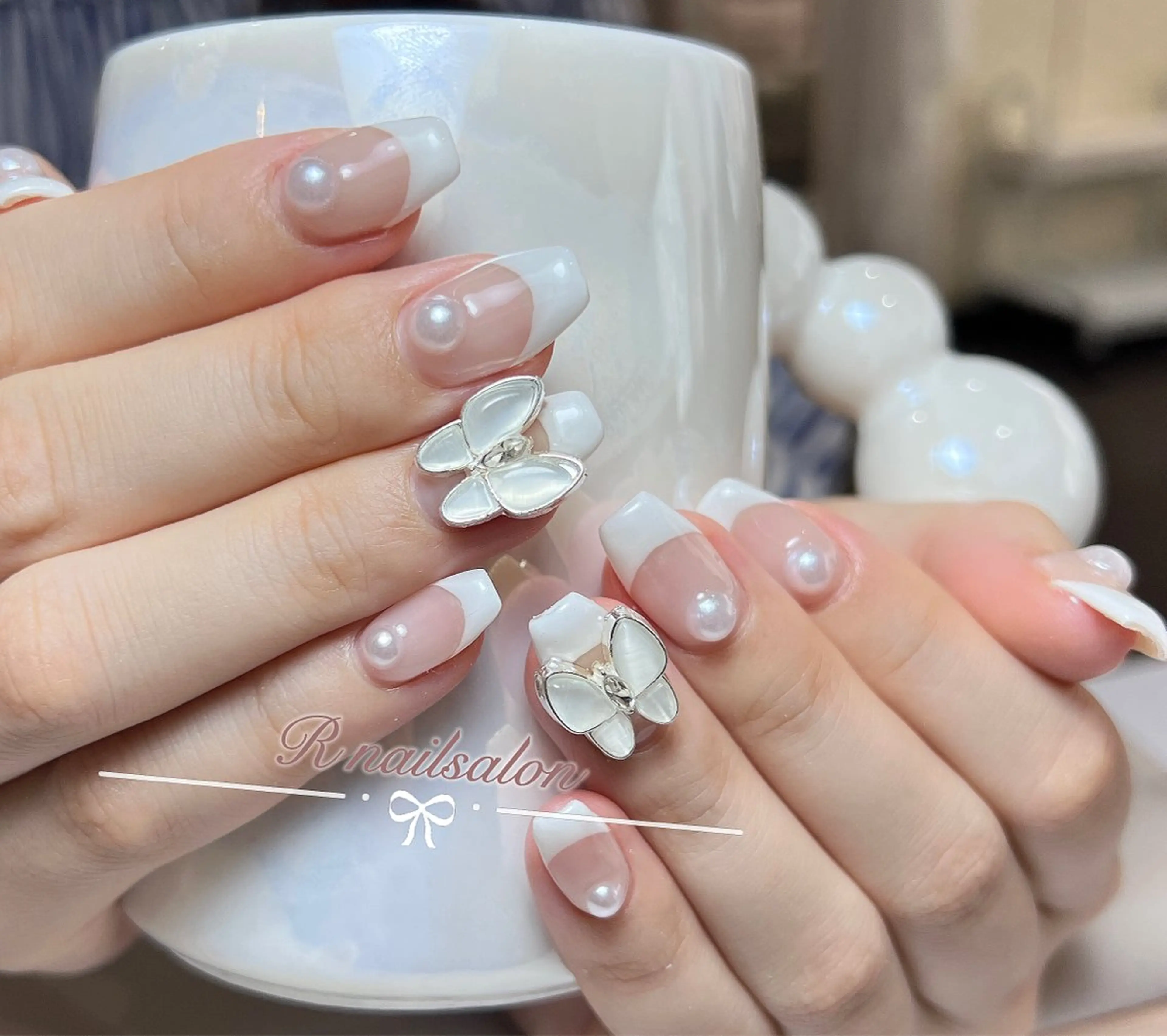 セミロング R NAILSALONのネイルデザイン