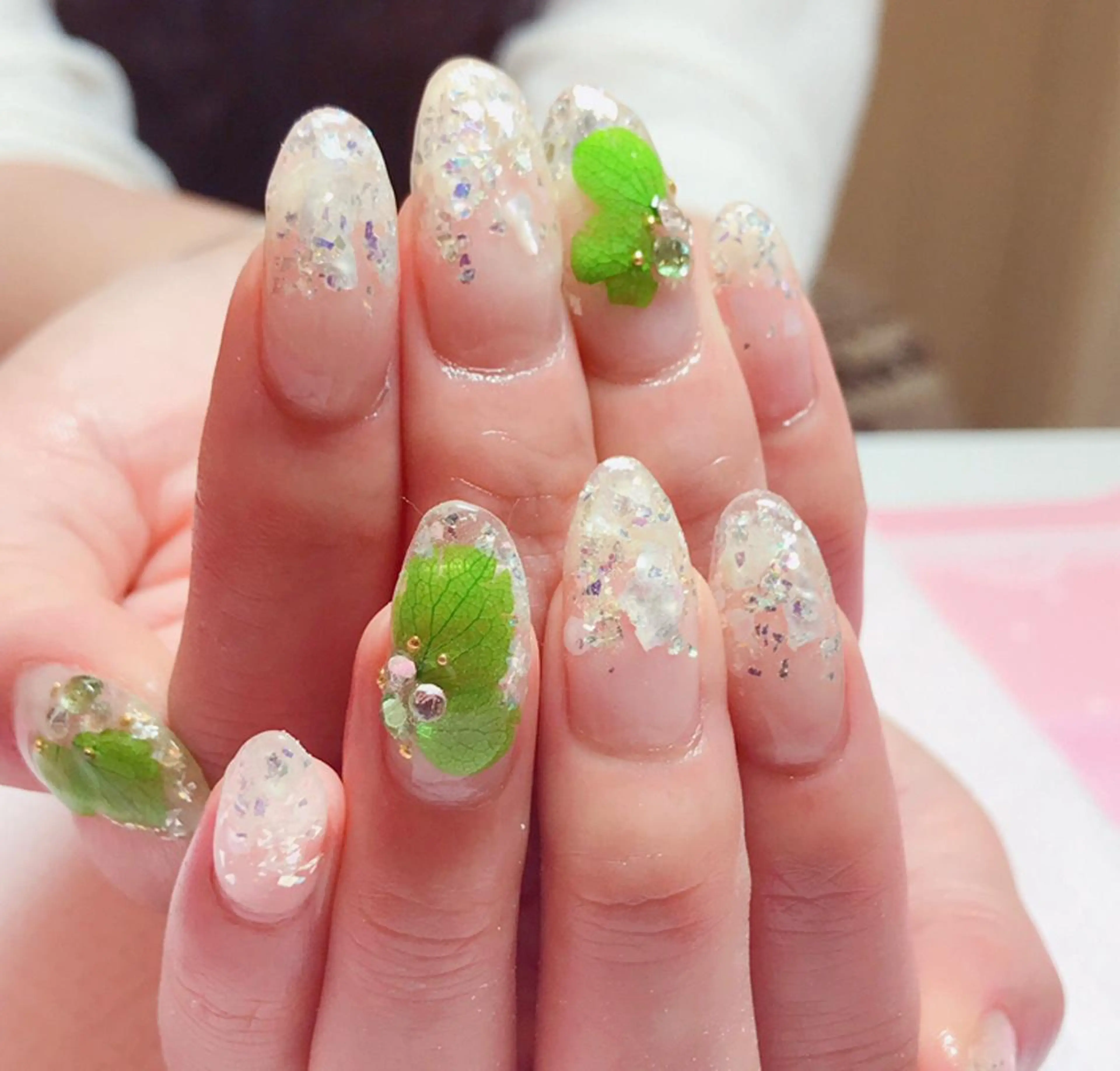 ネイル SINCERELY シンシアリー🌈のネイルデザイン