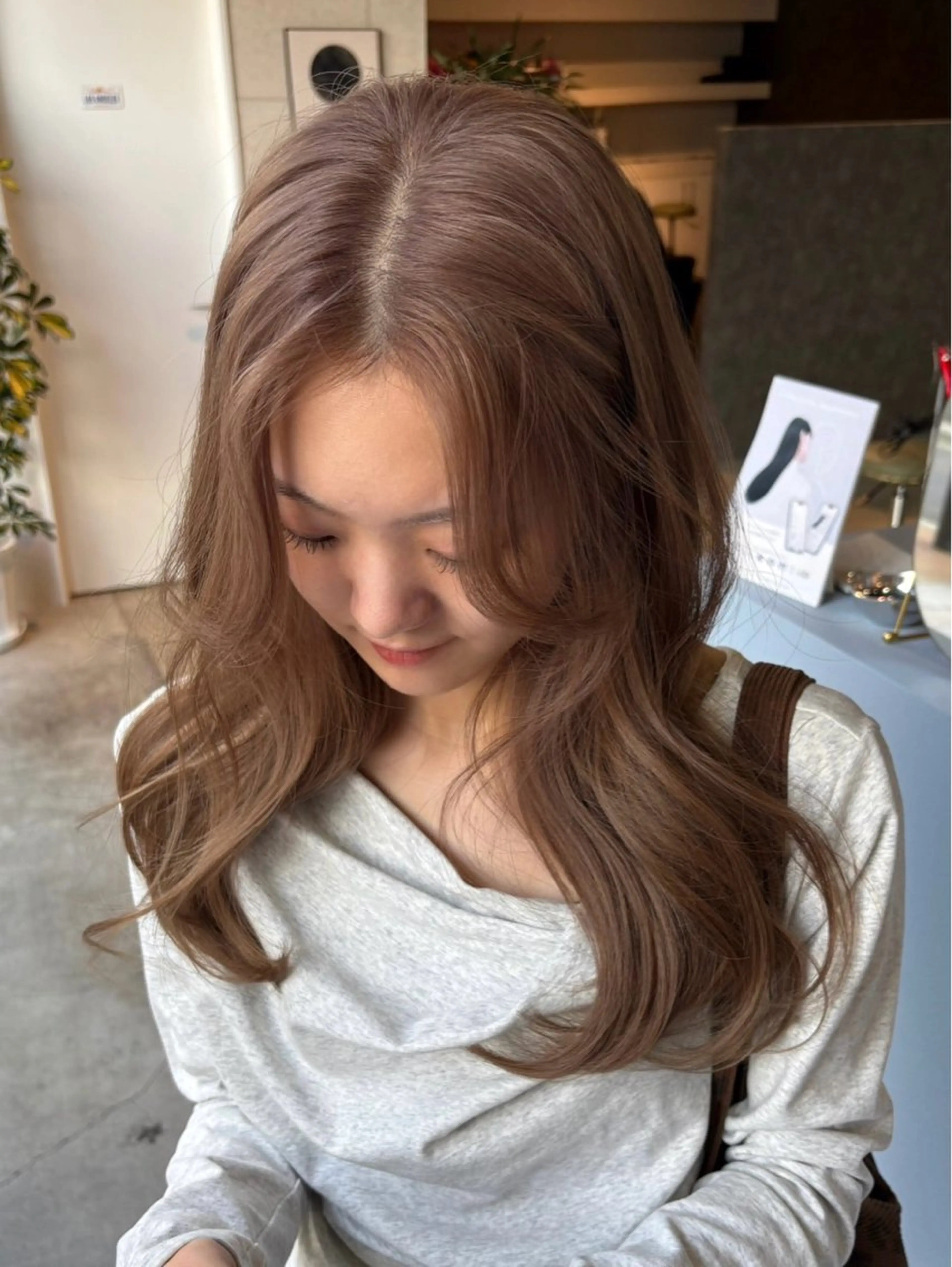 【ハイトーンにしたい方におすすめ🌟】ダブルカラー(ブリーチ+ワンカラー)+トリートメント 福井/ブリーチ/ダブルカラーの写真