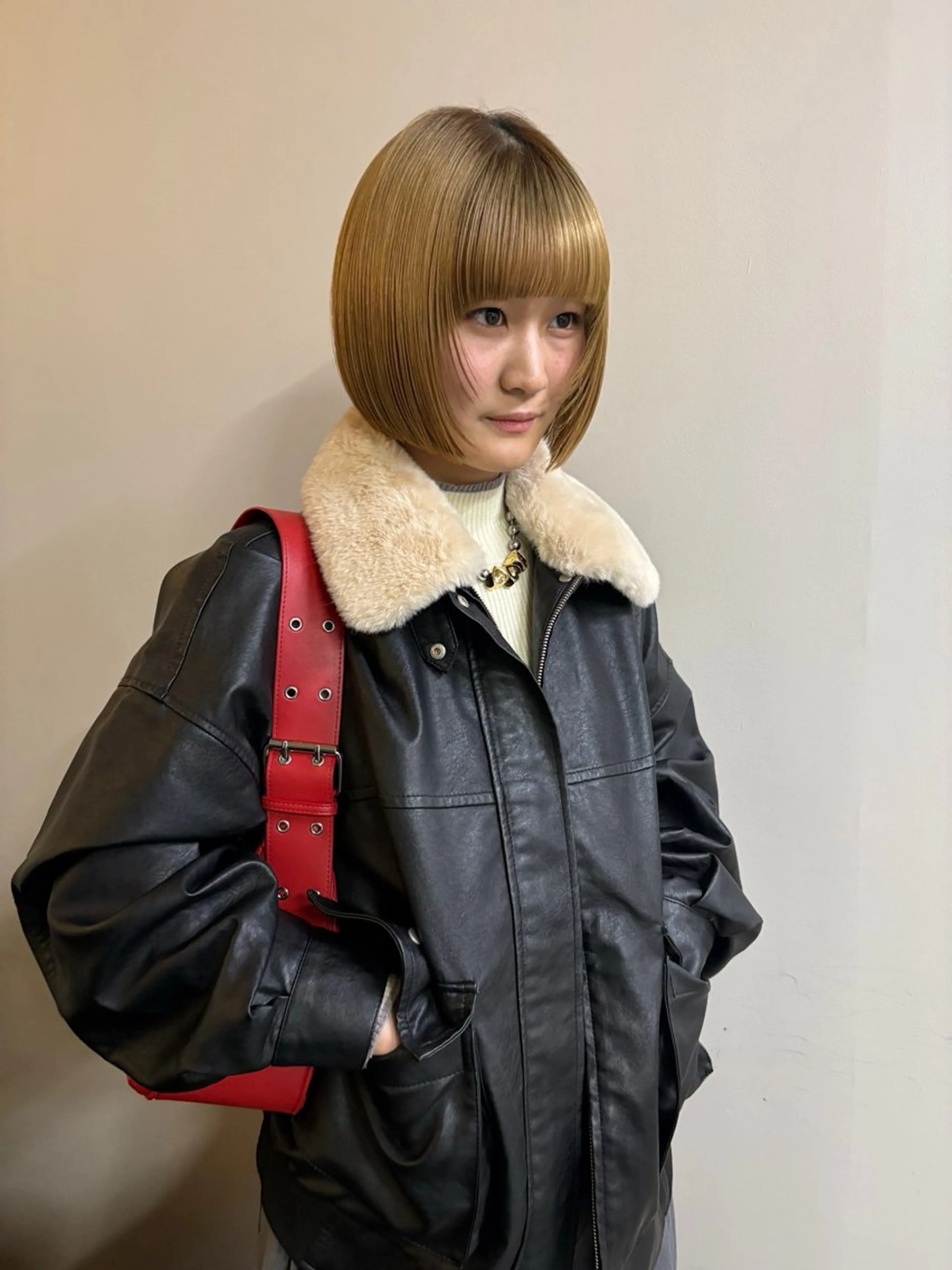 ショート カラー ハイトーン レイヤー🎀meiのヘアスタイル