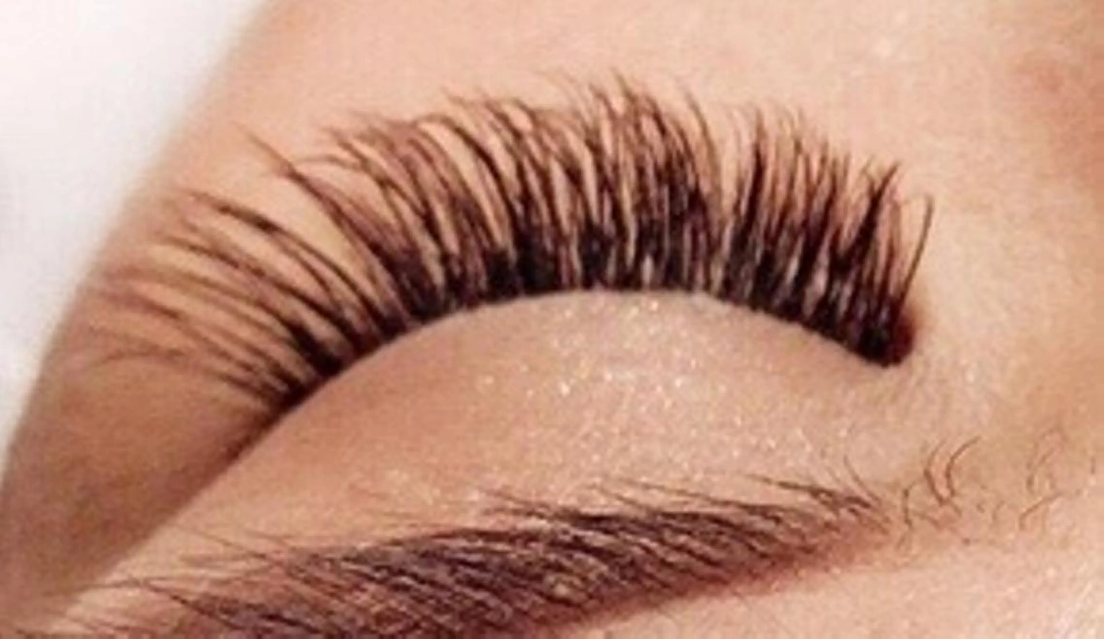 マツエク・マツパ 艶髪育成サロン 京橋 shinのヘアスタイル