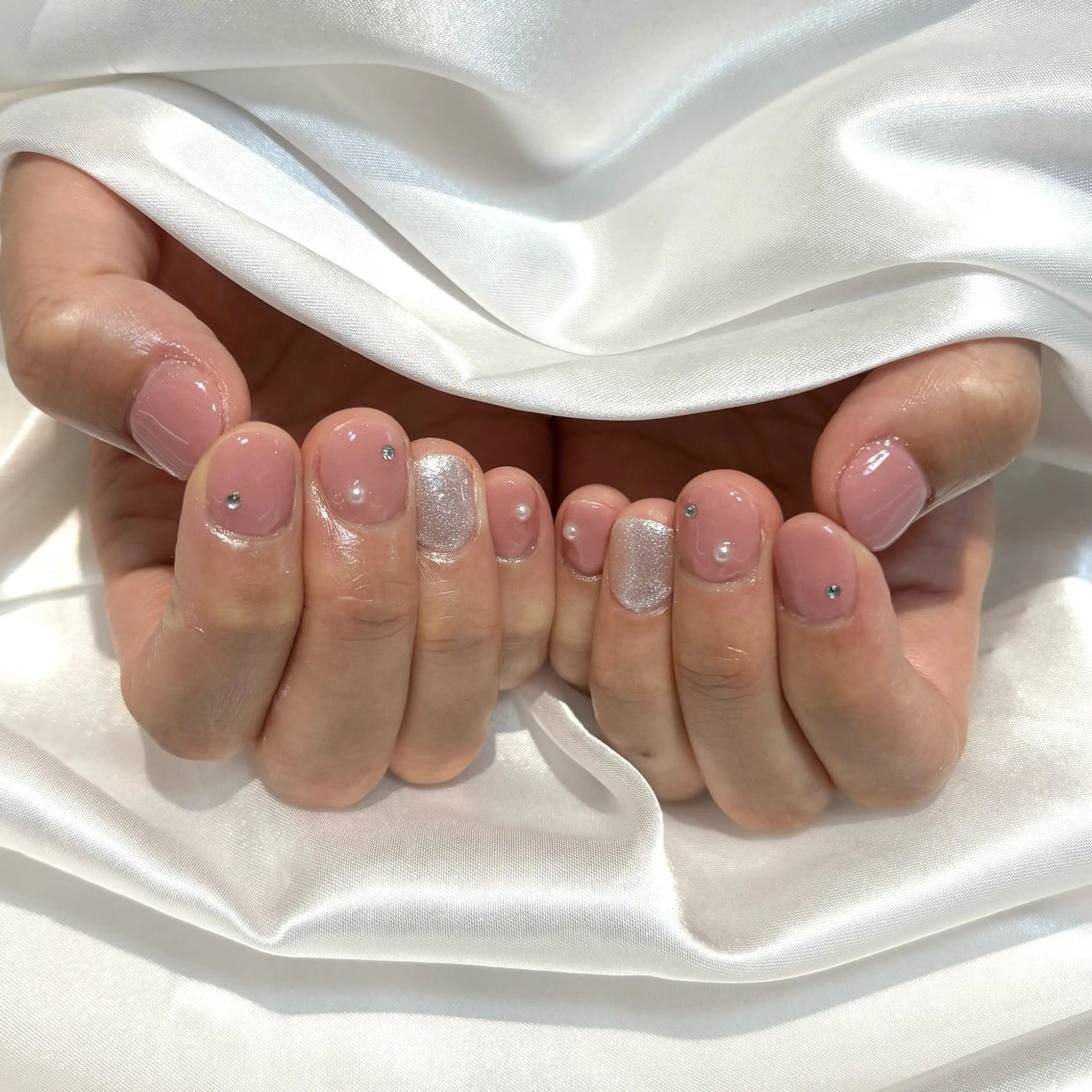 ネイル ハンドネイル WISTERIA moekaのネイルデザイン