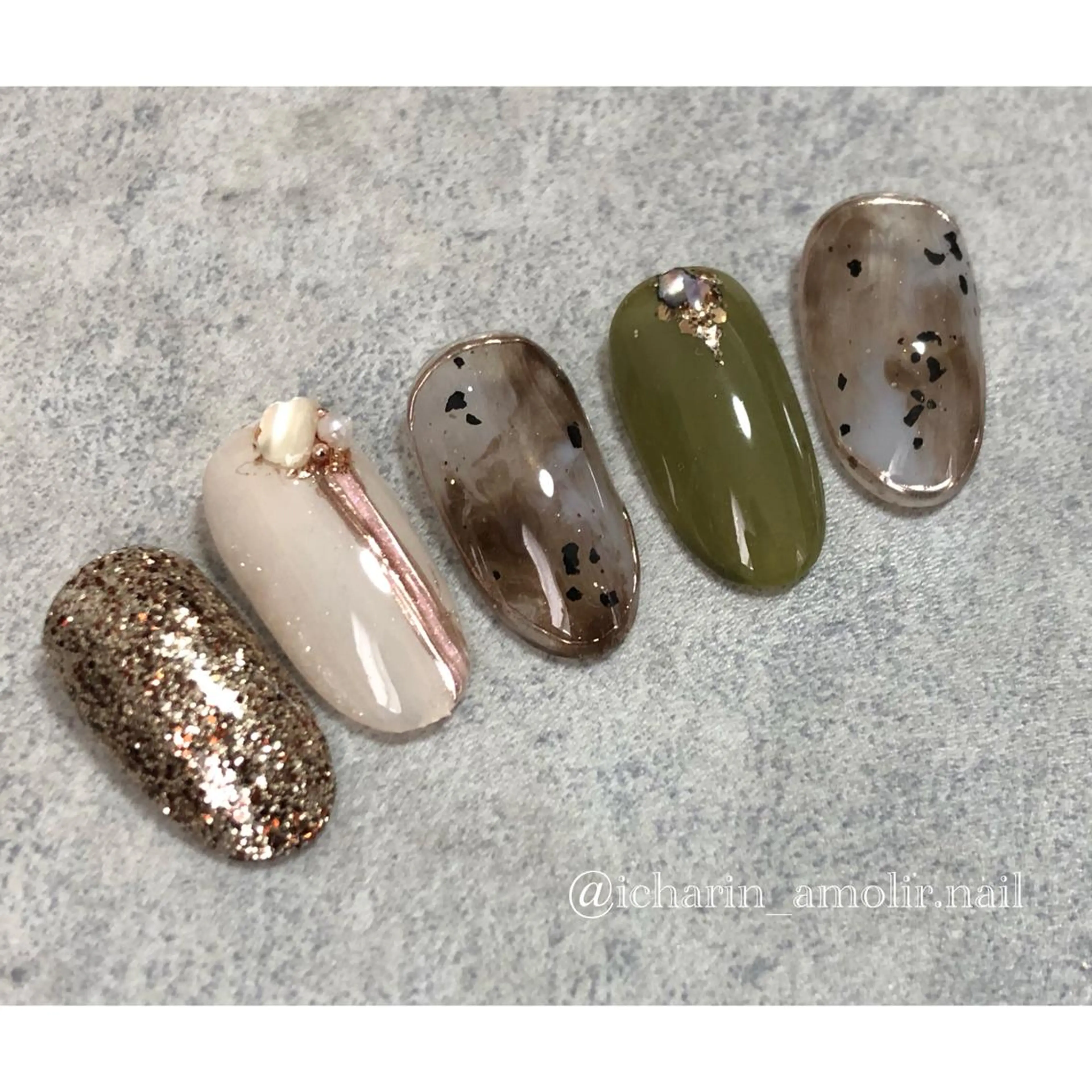 ネイル シンプルネイル EMIKOのネイルデザイン