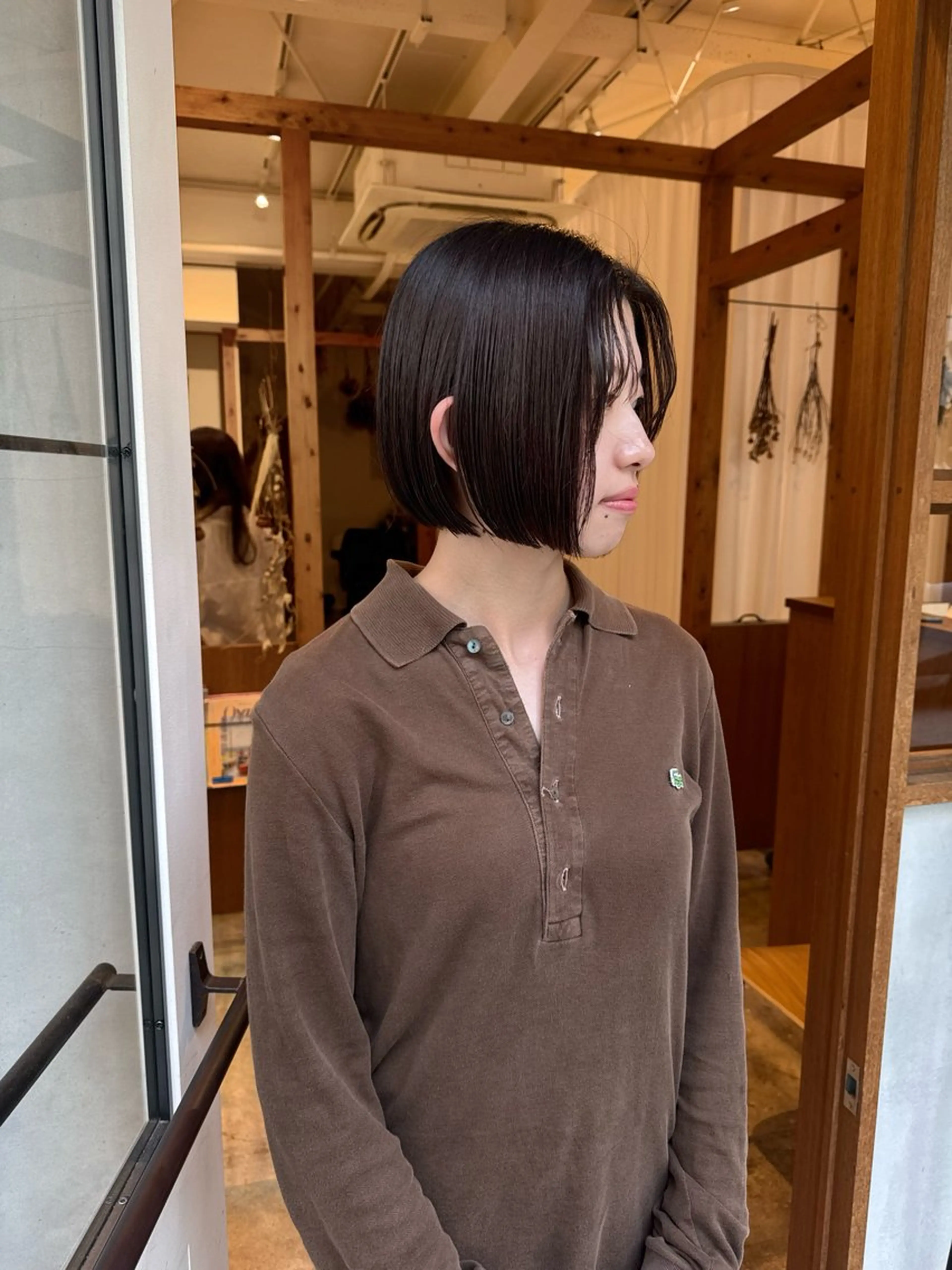 ショート ボブ カット ヘアカラー トリートメント ENIF　大島 芽生のヘアスタイル