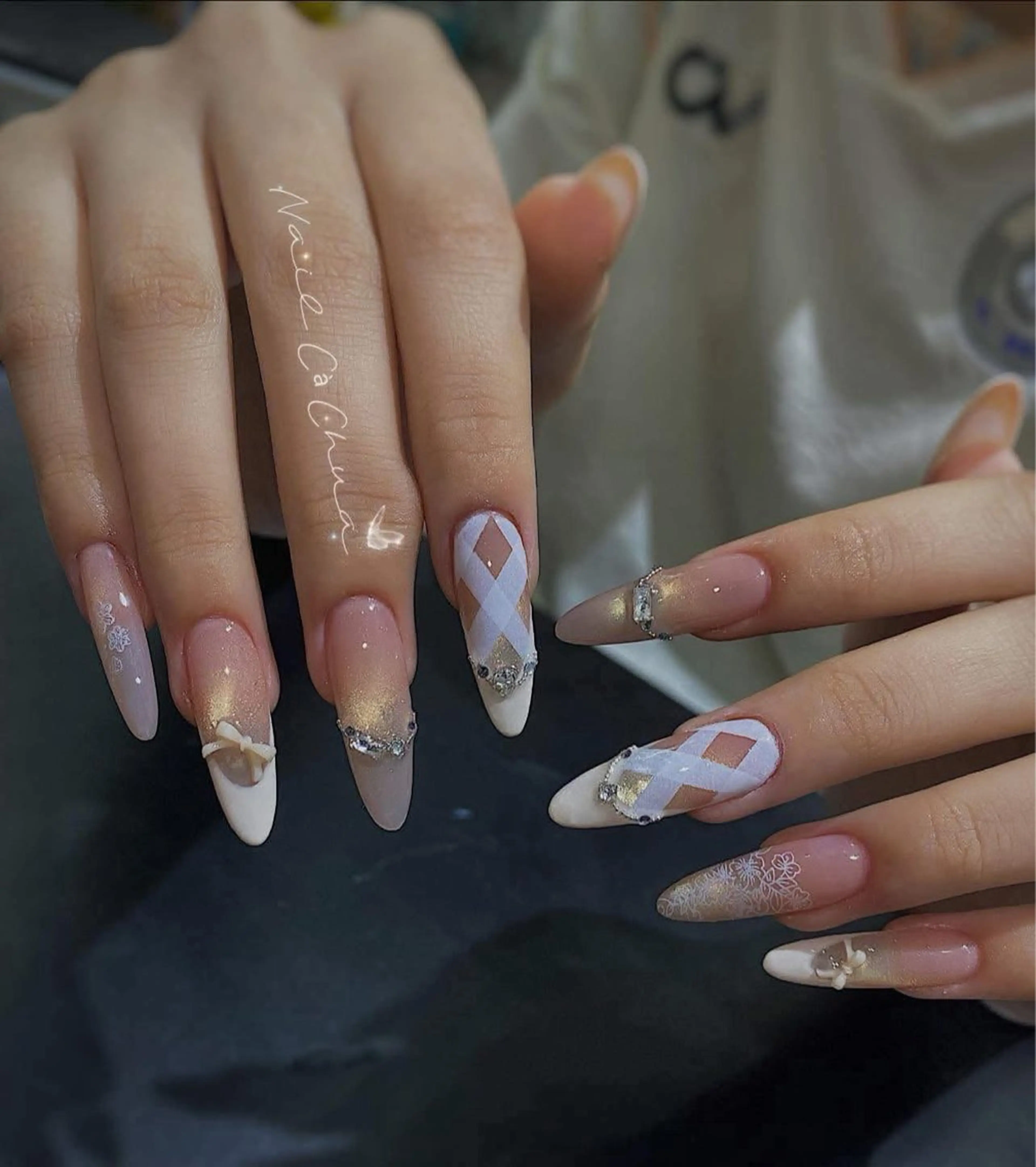 ネイル ハンドネイル ハンドケア いちご chan novaのネイルデザイン