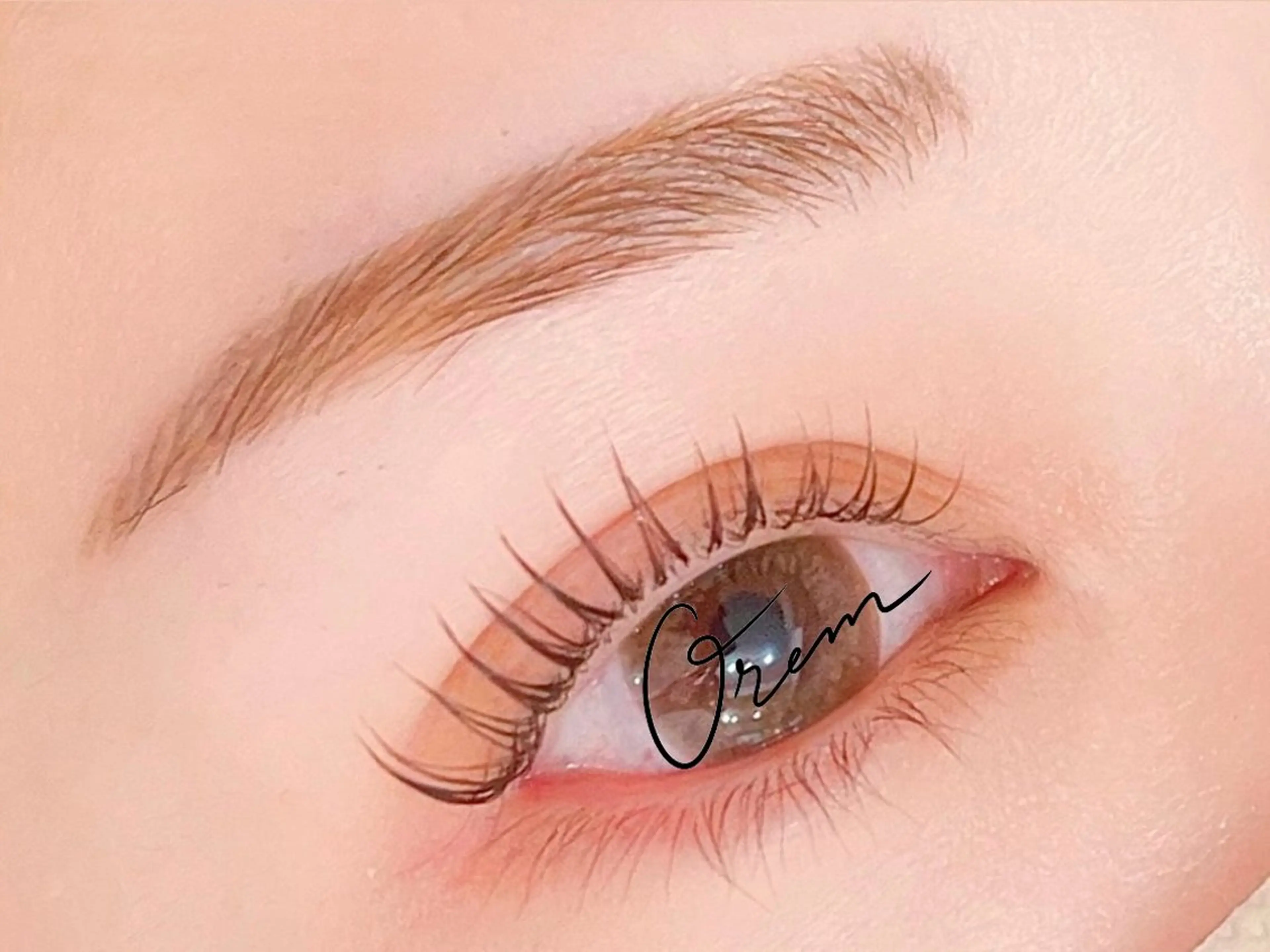 アイブロウ 眉毛ワックス脱毛 Orem【オルム】所属・Orem高円寺 Tamakiのマツエク・マツパデザイン