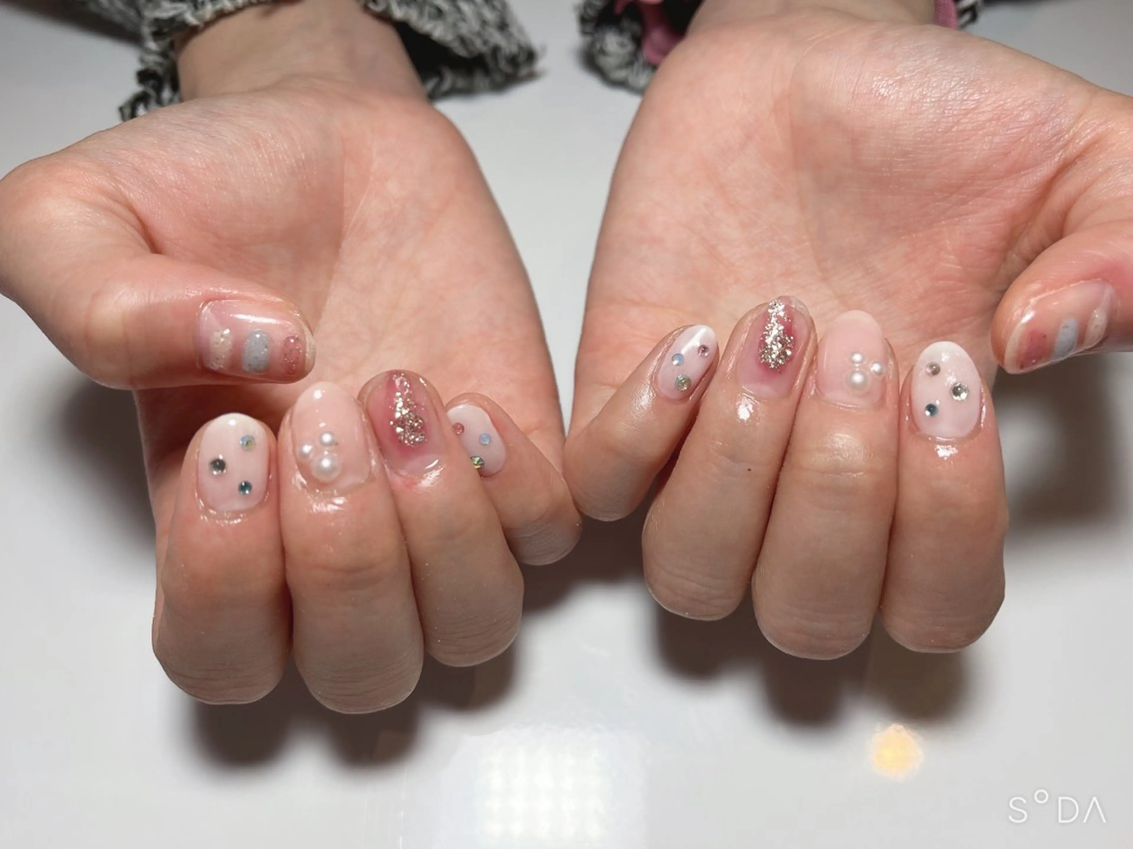 ネイル ハンドネイル Ree所属・ネイル脱毛 Reeのネイルデザイン