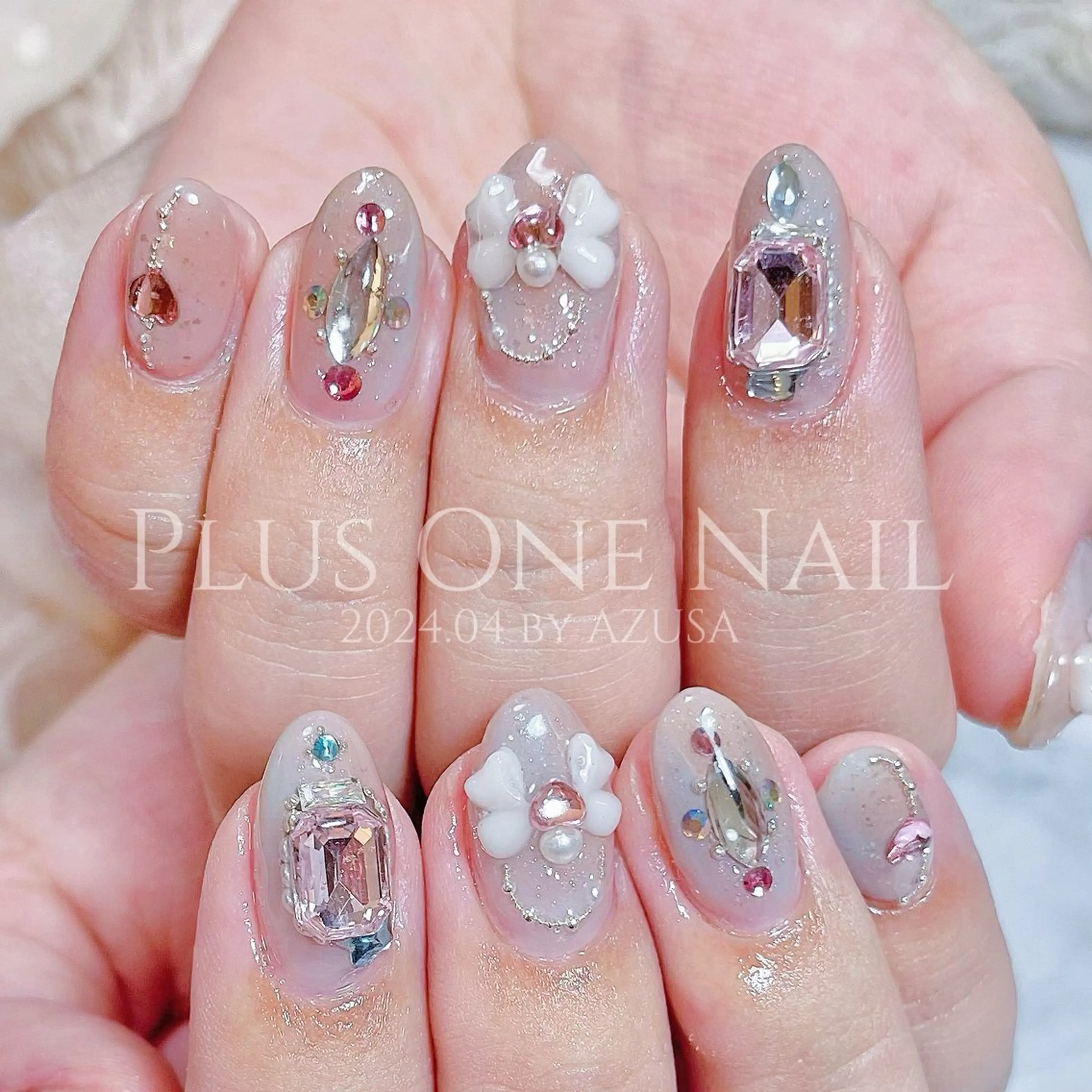 ネイル PLUS ONE    ネイルサロン所属・Plus  One _AZUSAのネイルデザイン