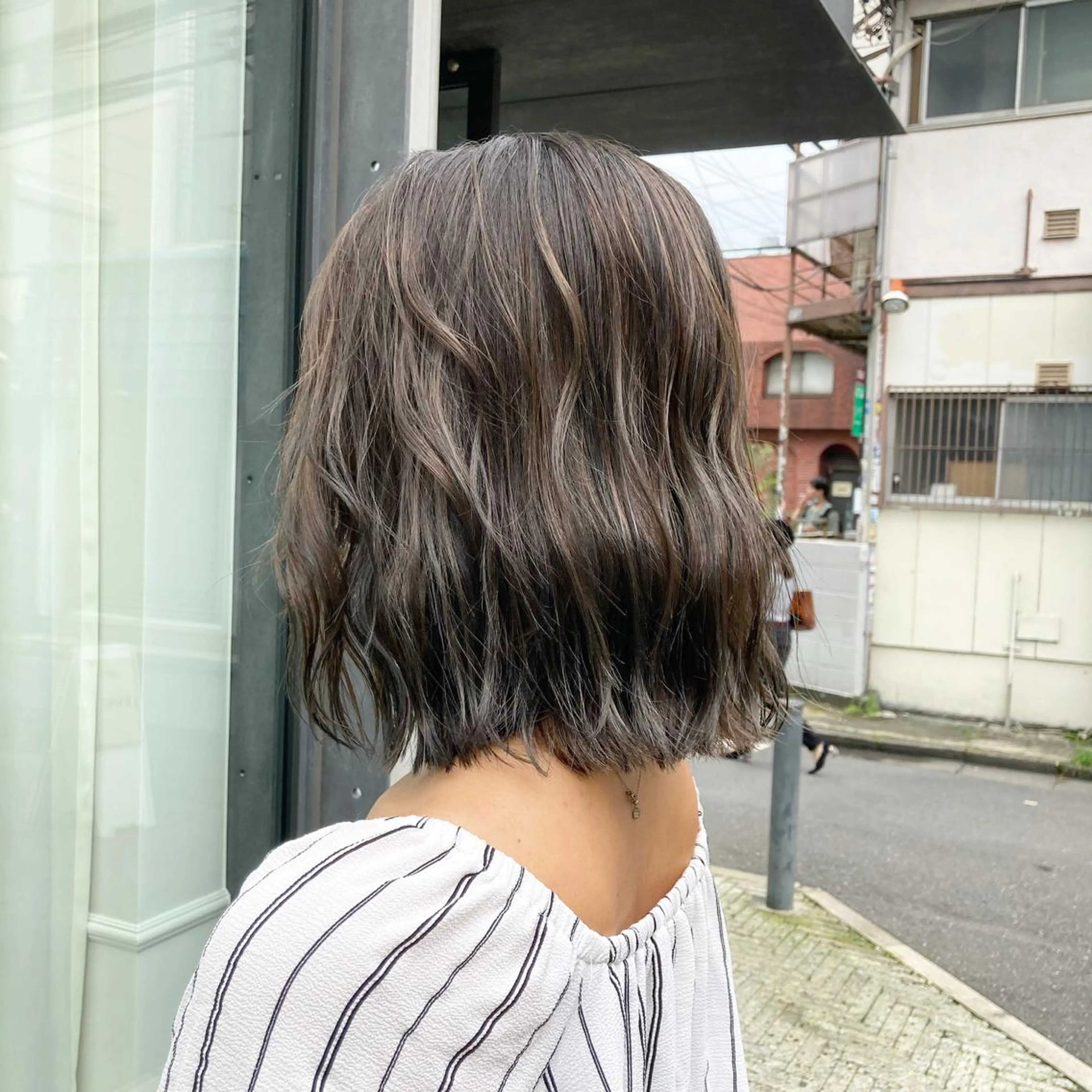 ミディアム カラー パーマ ヘアアレンジ Zina渋谷エリア マネージャShionのヘアスタイル
