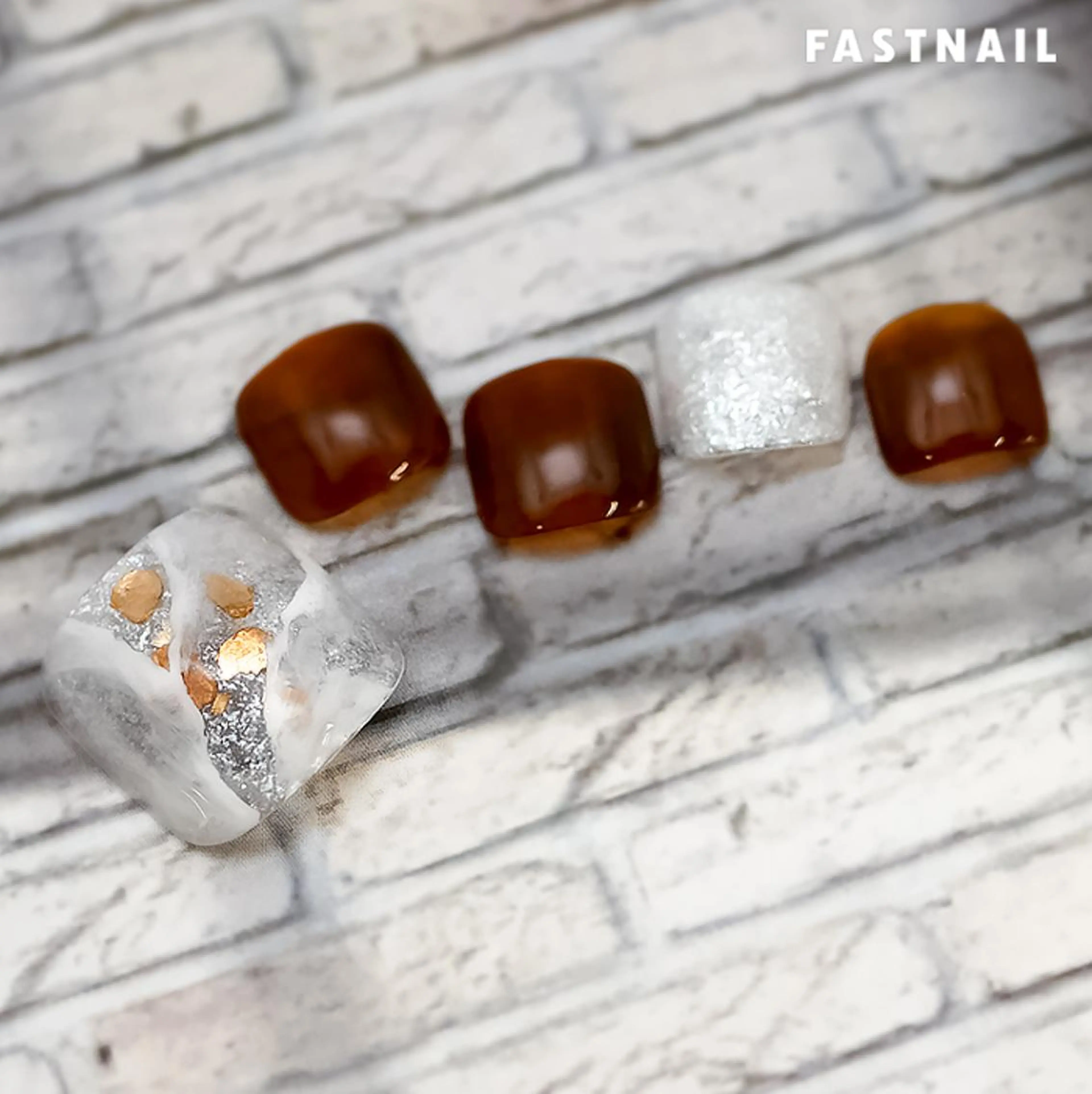 ネイル フットネイル フレンチネイル ジェルネイル ワンカラーネイル パラジェル ファストネイル ロコ 春日のネイルデザイン