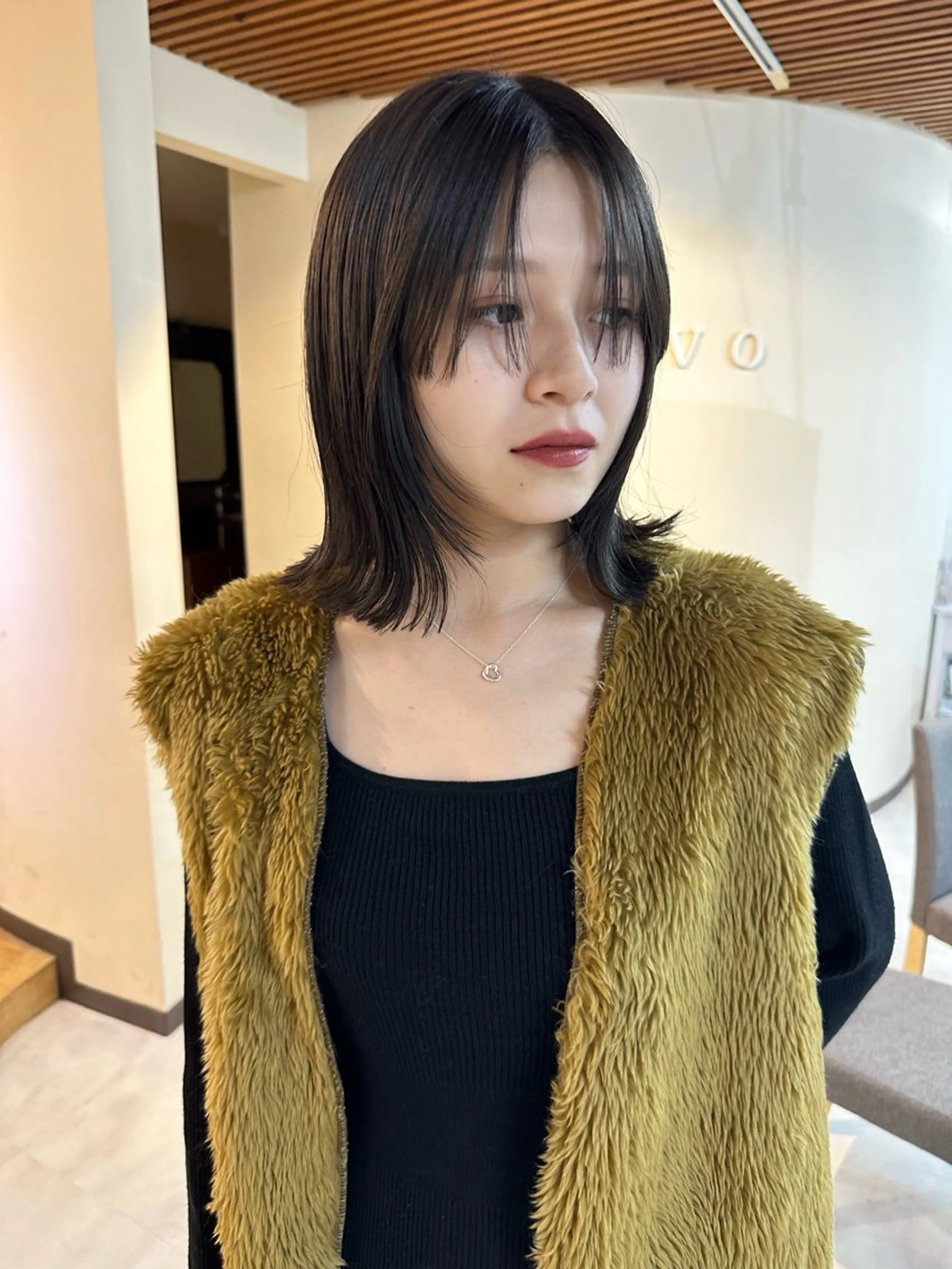 ミディアム 顔周りカット カット トリートメント 透明感/レイヤー/ 武士るな🌿‬のヘアスタイル