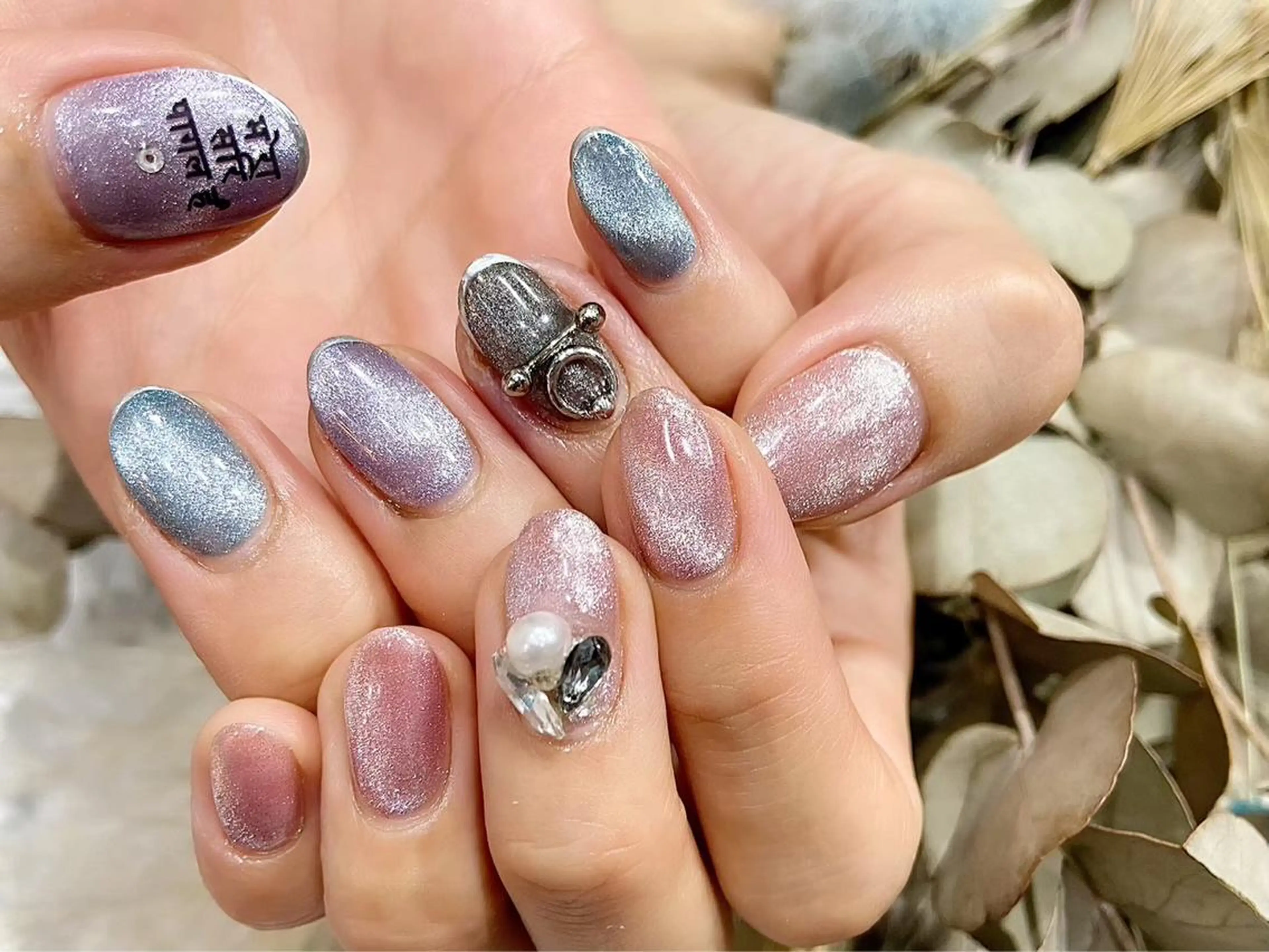 ネイル マグネットネイル ハンドネイル ハンドケア nailsalon mintのネイルデザイン