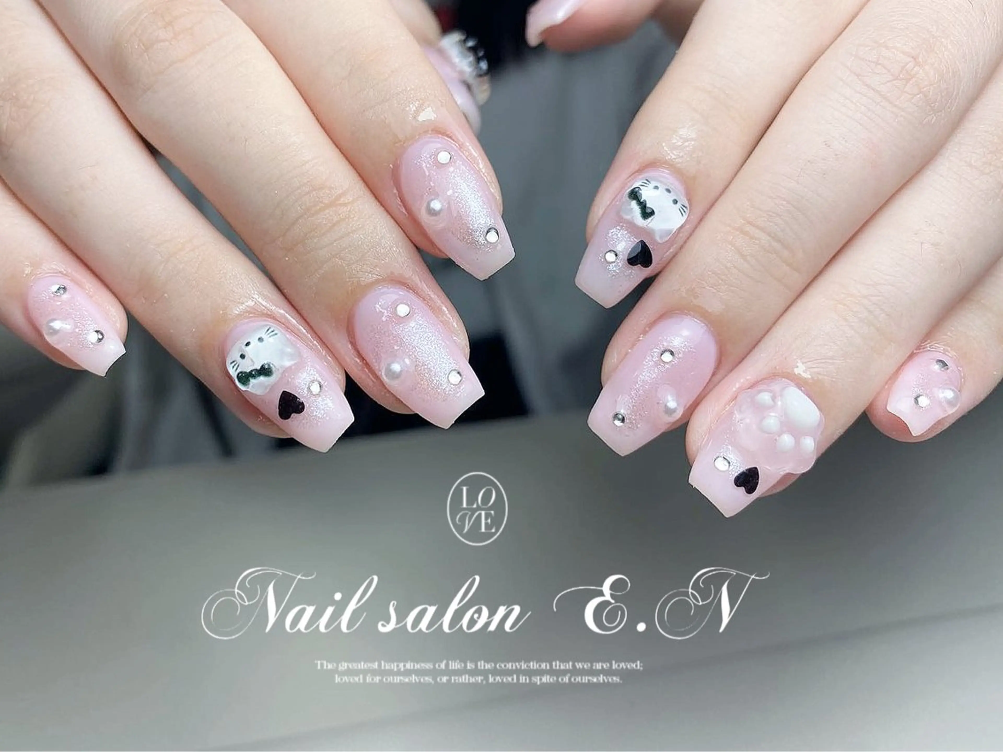 ネイル アートネイル オーロラネイル ガーリー キラキラネイル 韓国ネイル ハンドネイル E.N🦋 長さ出し/持ち込みのネイルデザイン