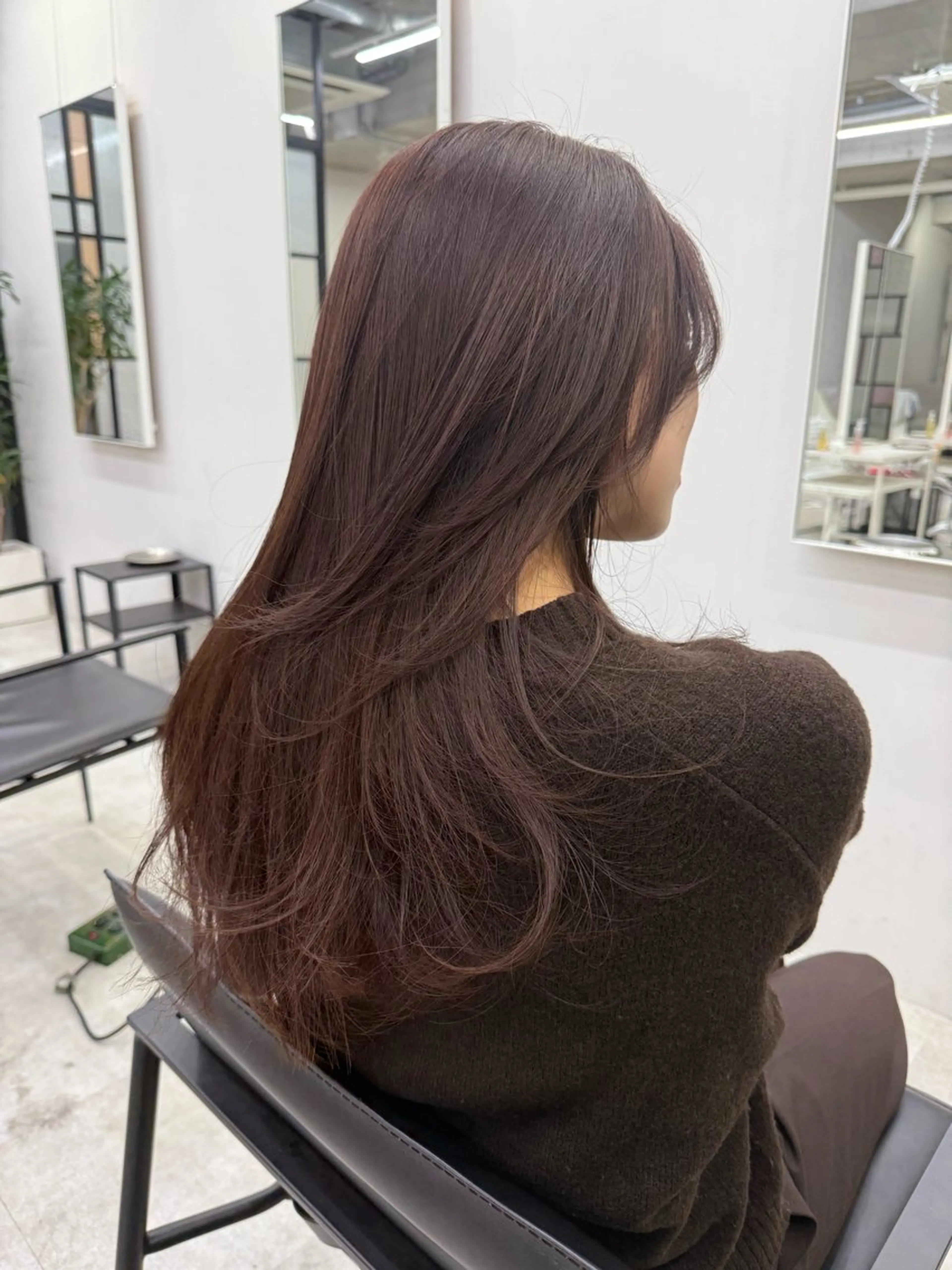 セミロング トリートメント カット ヘアカラー トリートメント 國井 廉のヘアスタイル