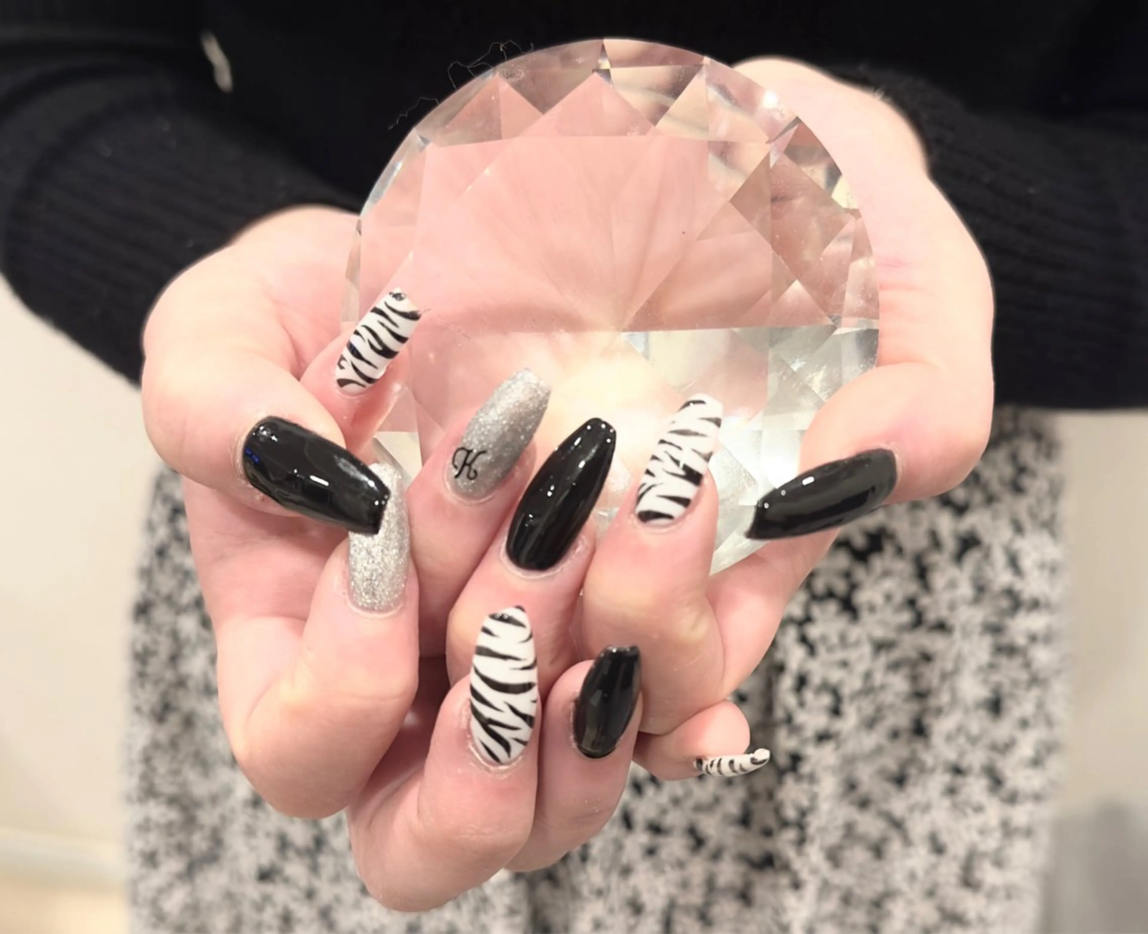 ネイル private salon le'a所属・le'a スタッフのネイルデザイン