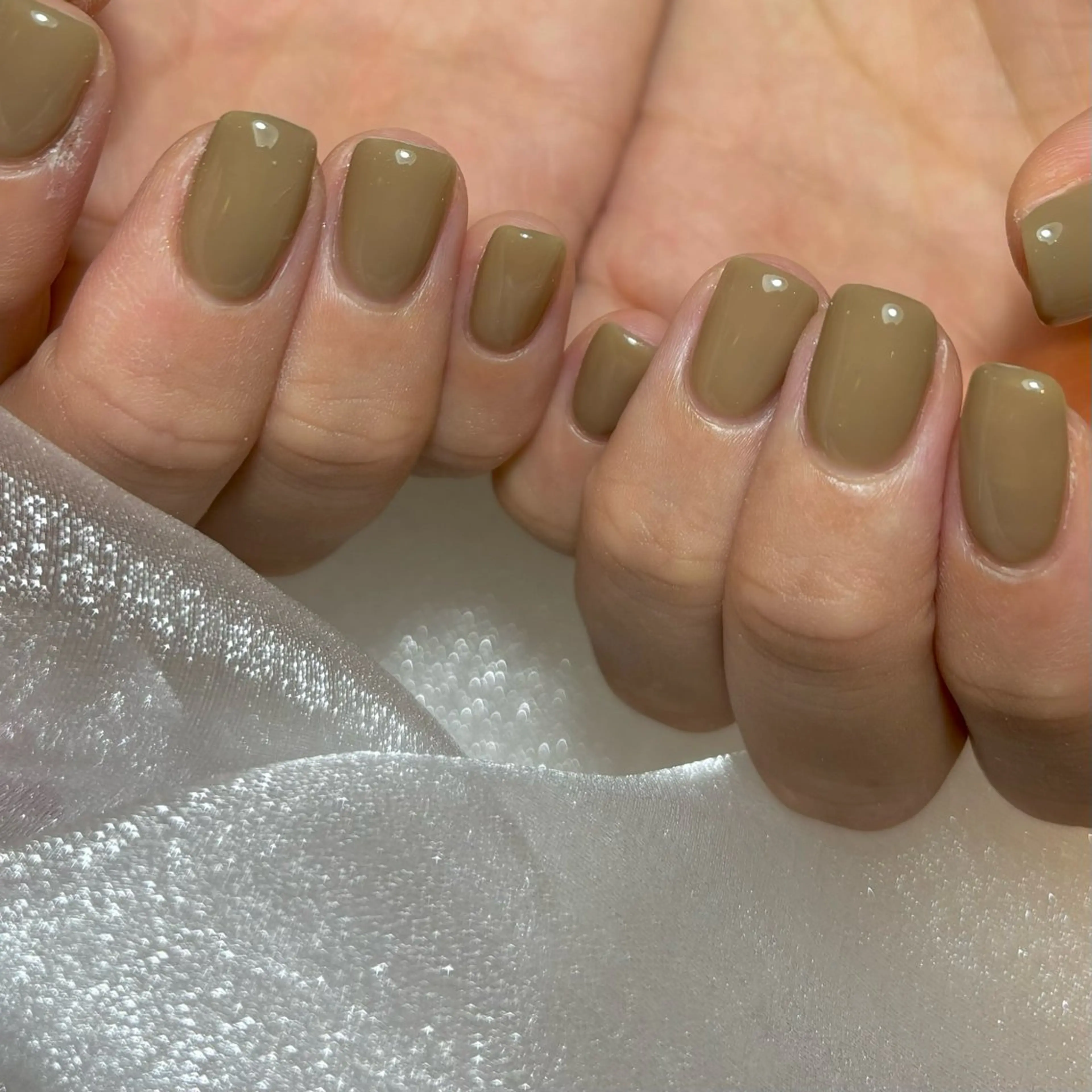 ネイル ジェルネイル ワンカラーネイル パラジェル ハンドネイル ANNE梅田ALLYS店所属・村上 カンナのネイルデザイン