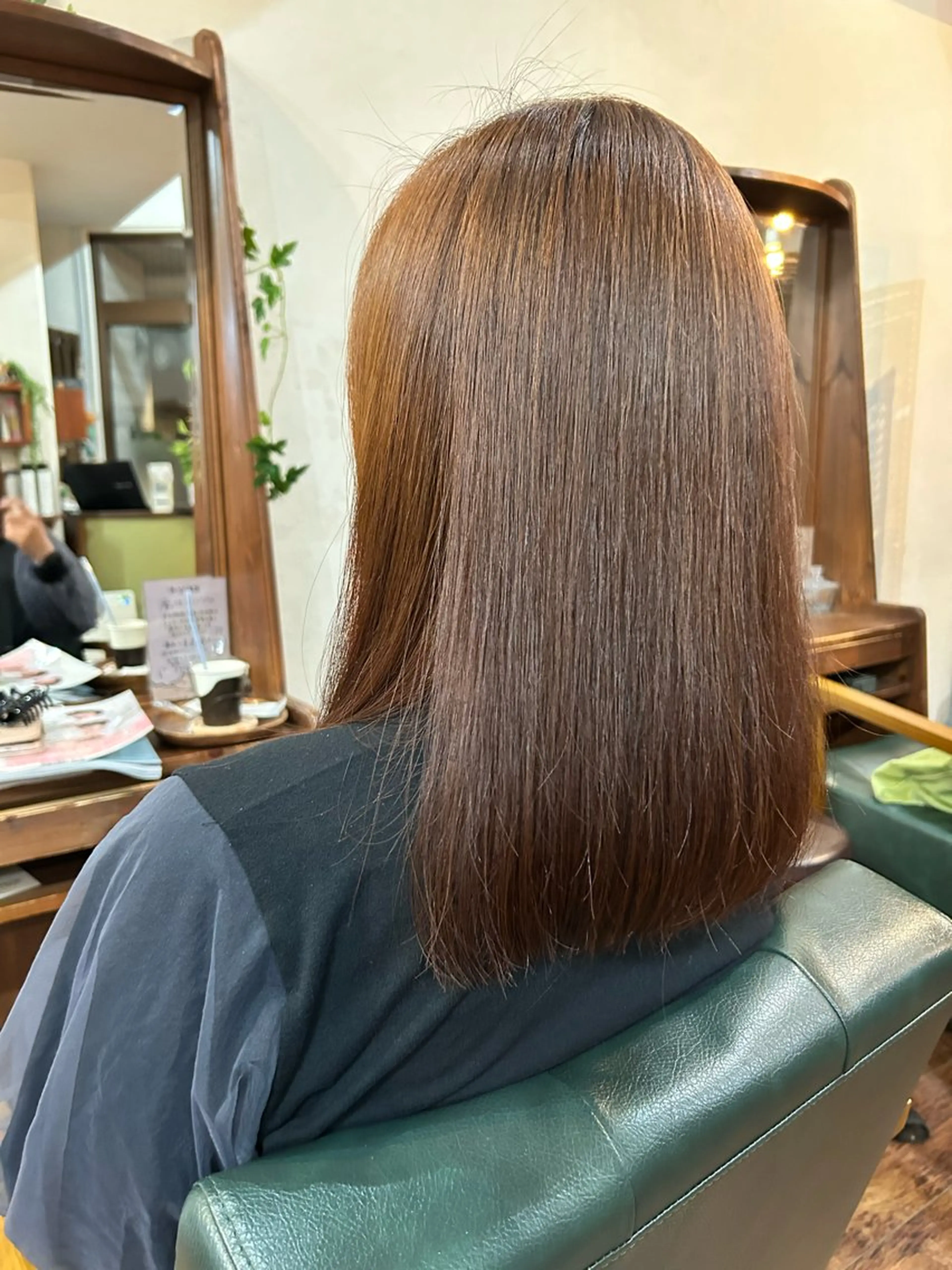 セミロング カラー story 増田 わかなのヘアスタイル