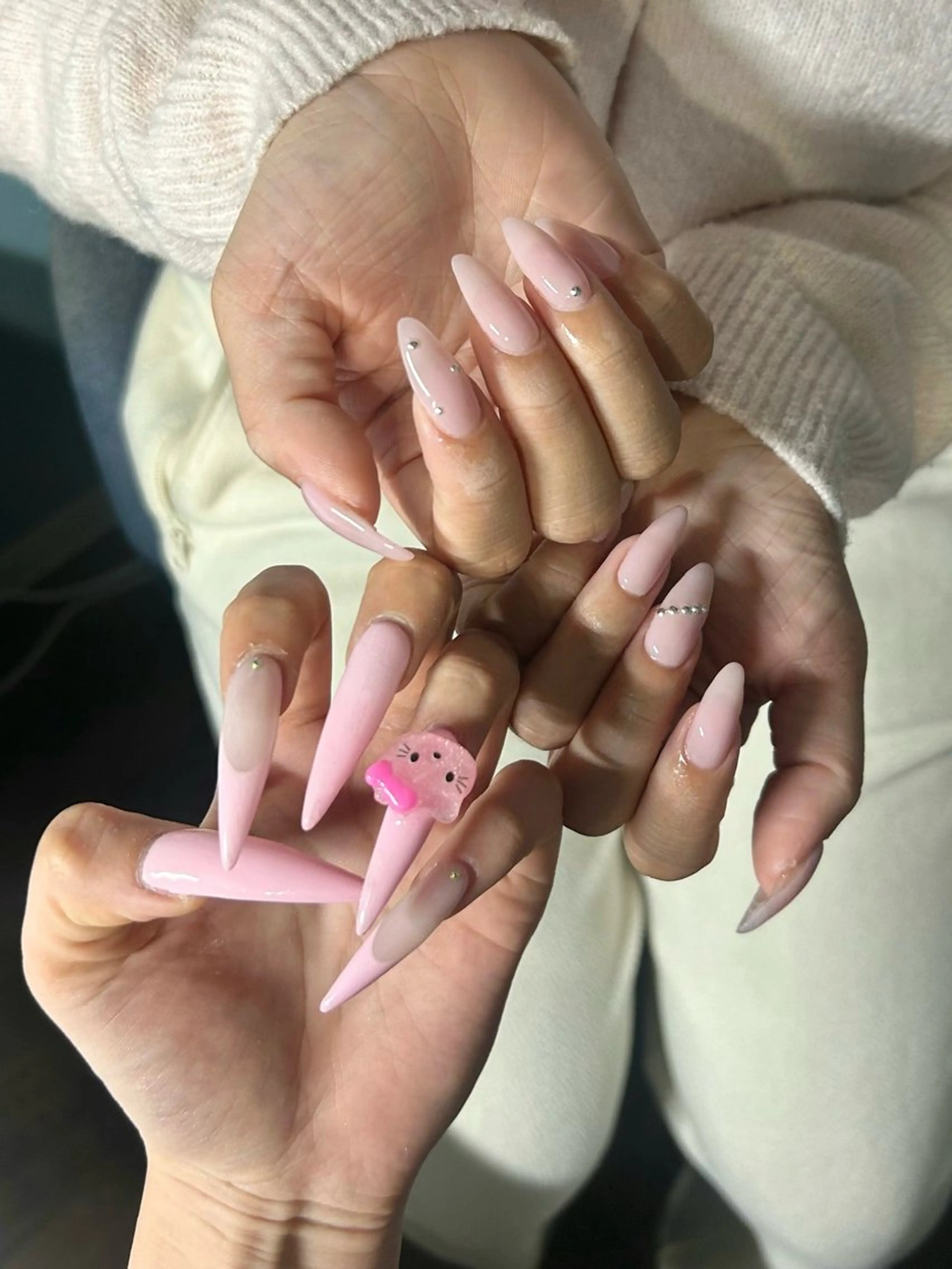 ネイル ハンドネイル IROHA NAIL 愛音のネイルデザイン